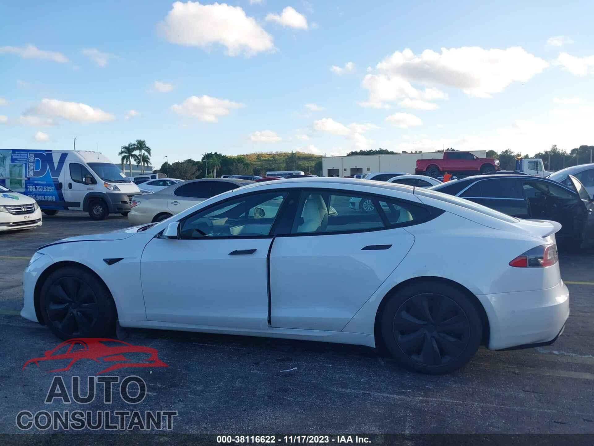 TESLA MODEL S 2021 - 5YJSA1E64MF452078