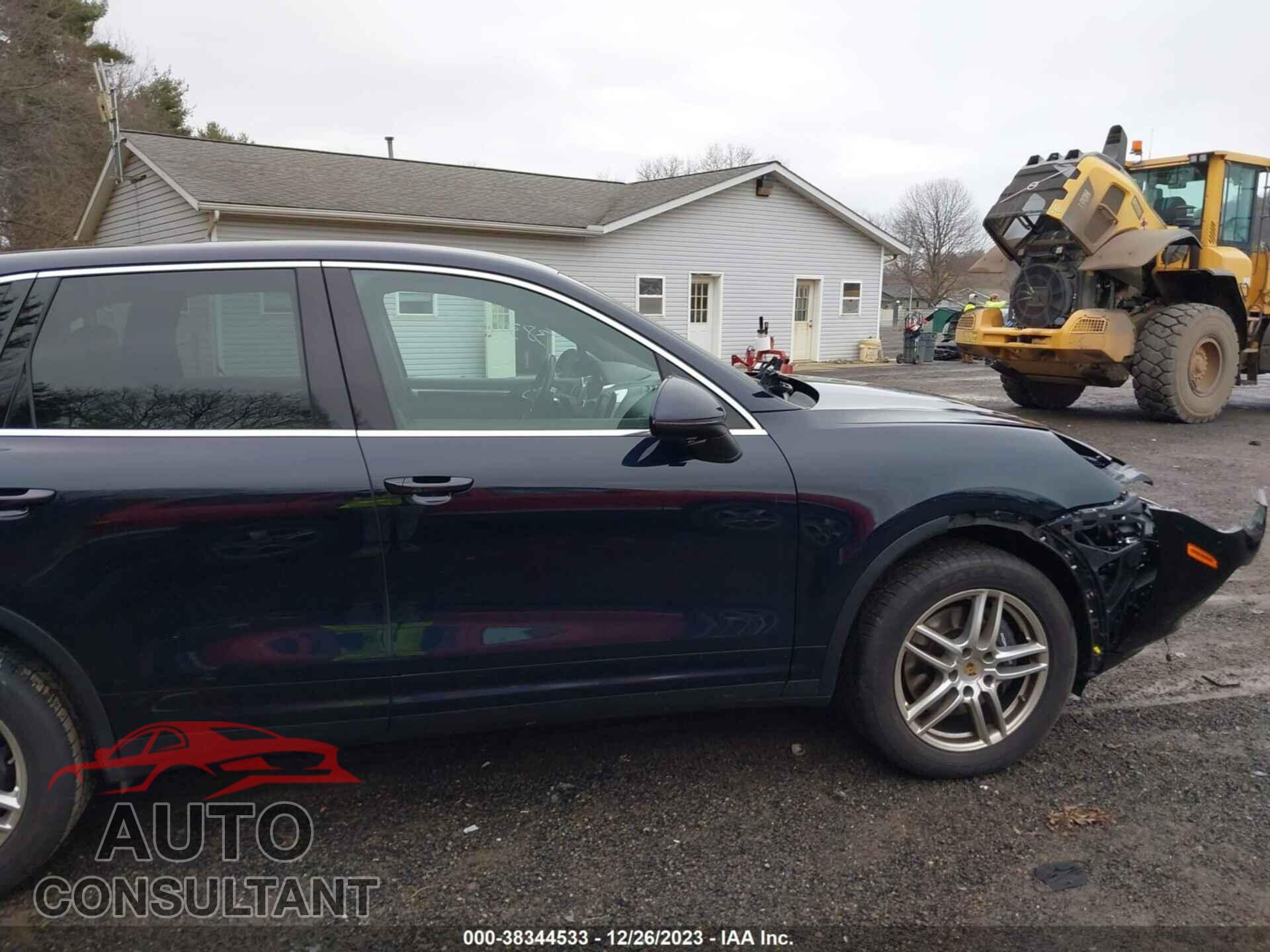 PORSCHE CAYENNE 2016 - WP1AA2A23GLA10655