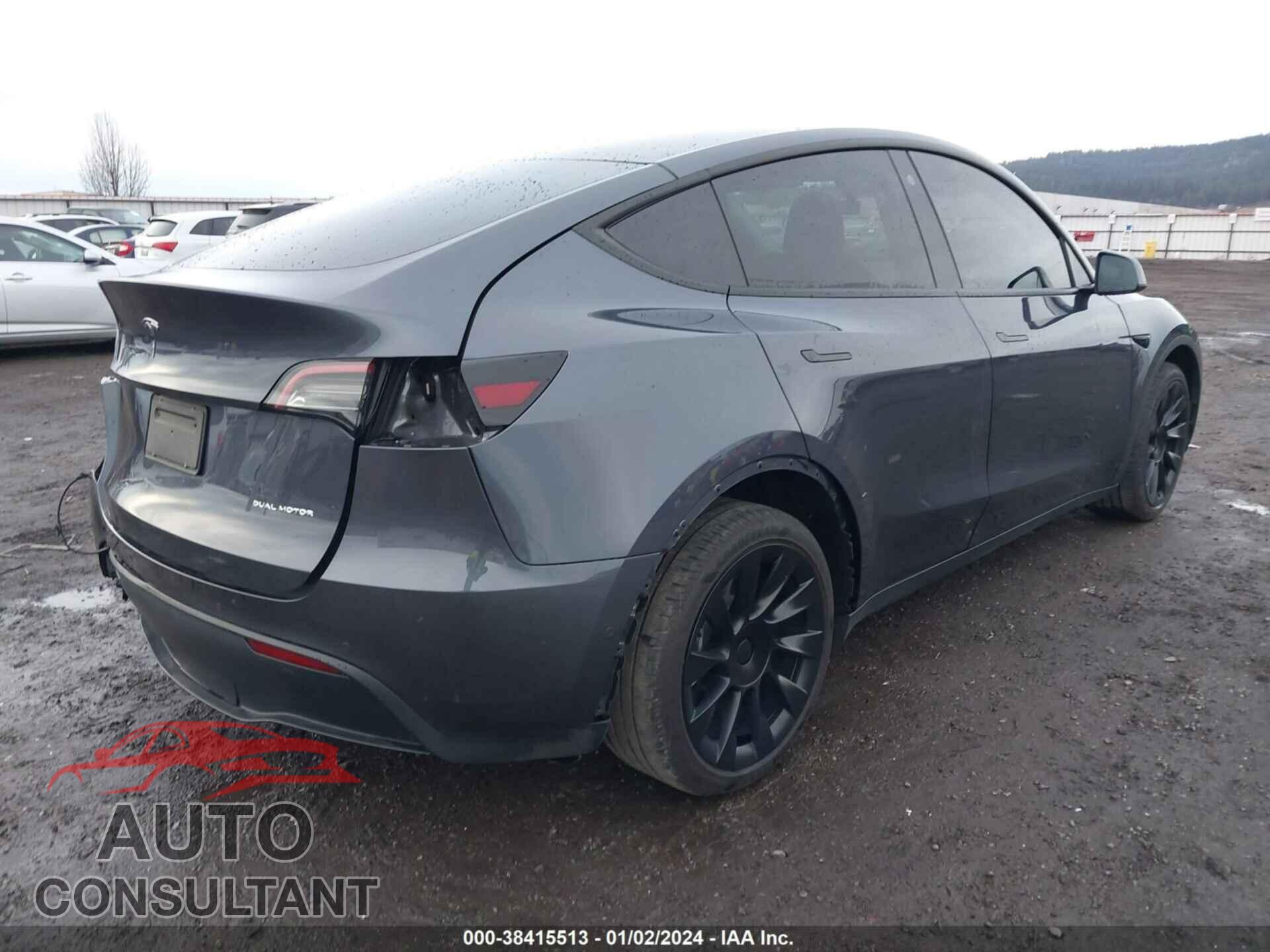 TESLA MODEL Y 2022 - 7SAYGDEEXNF512161