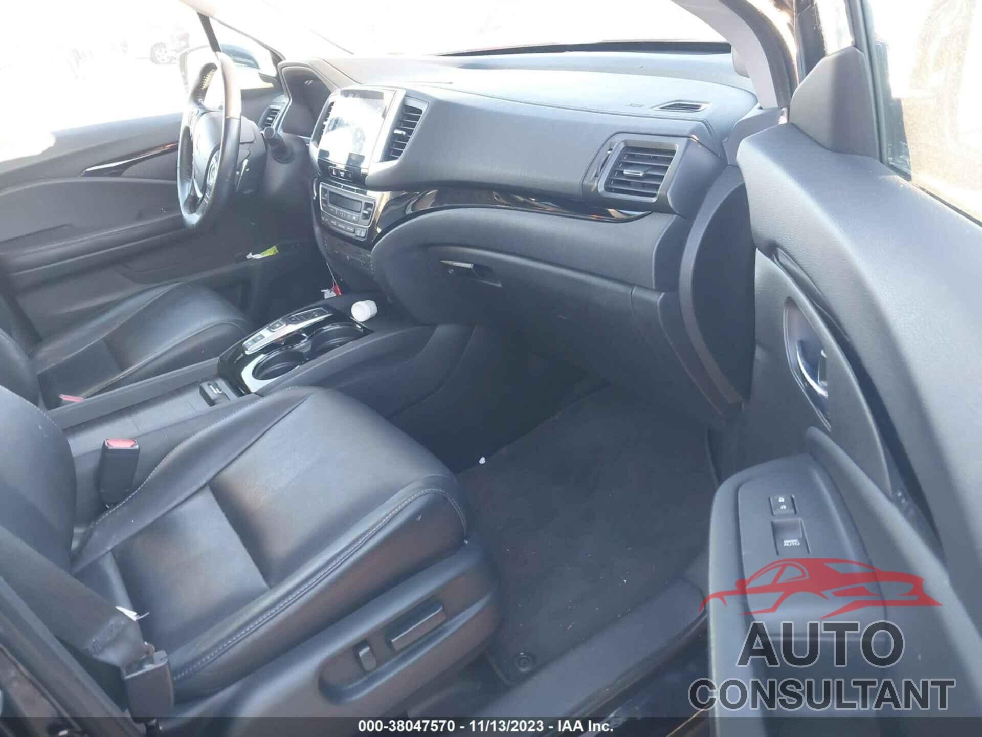 HONDA PILOT 2016 - 5FNYF6H90GB011762