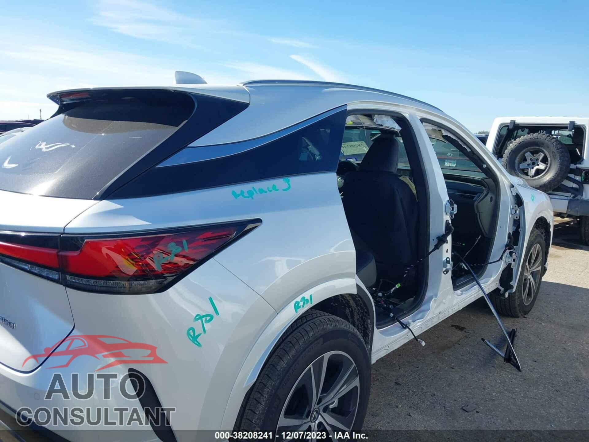 LEXUS RX 350 2023 - 2T2BAMBA0PC018657