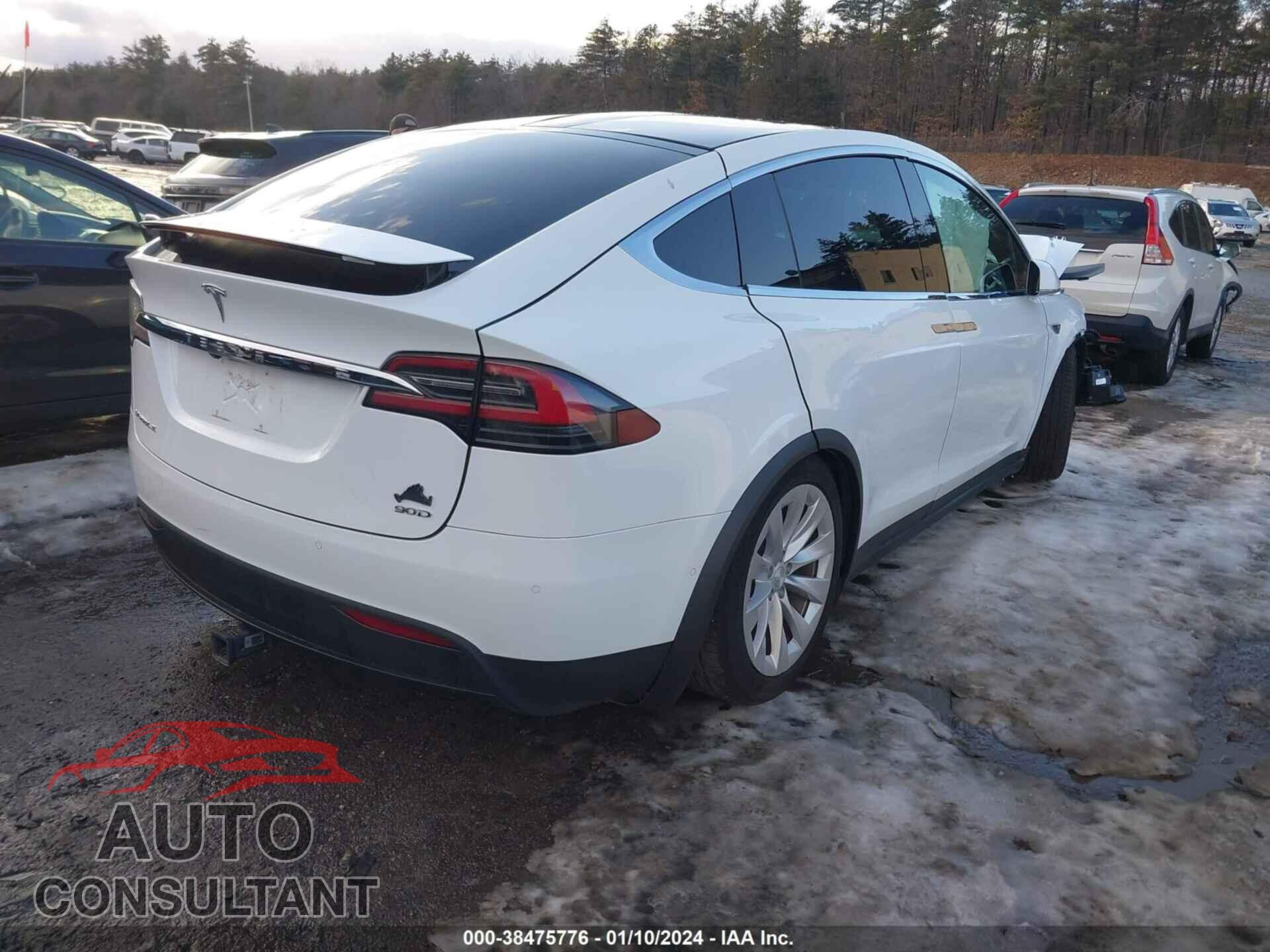 TESLA MODEL X 2016 - 5YJXCAE21GF008190