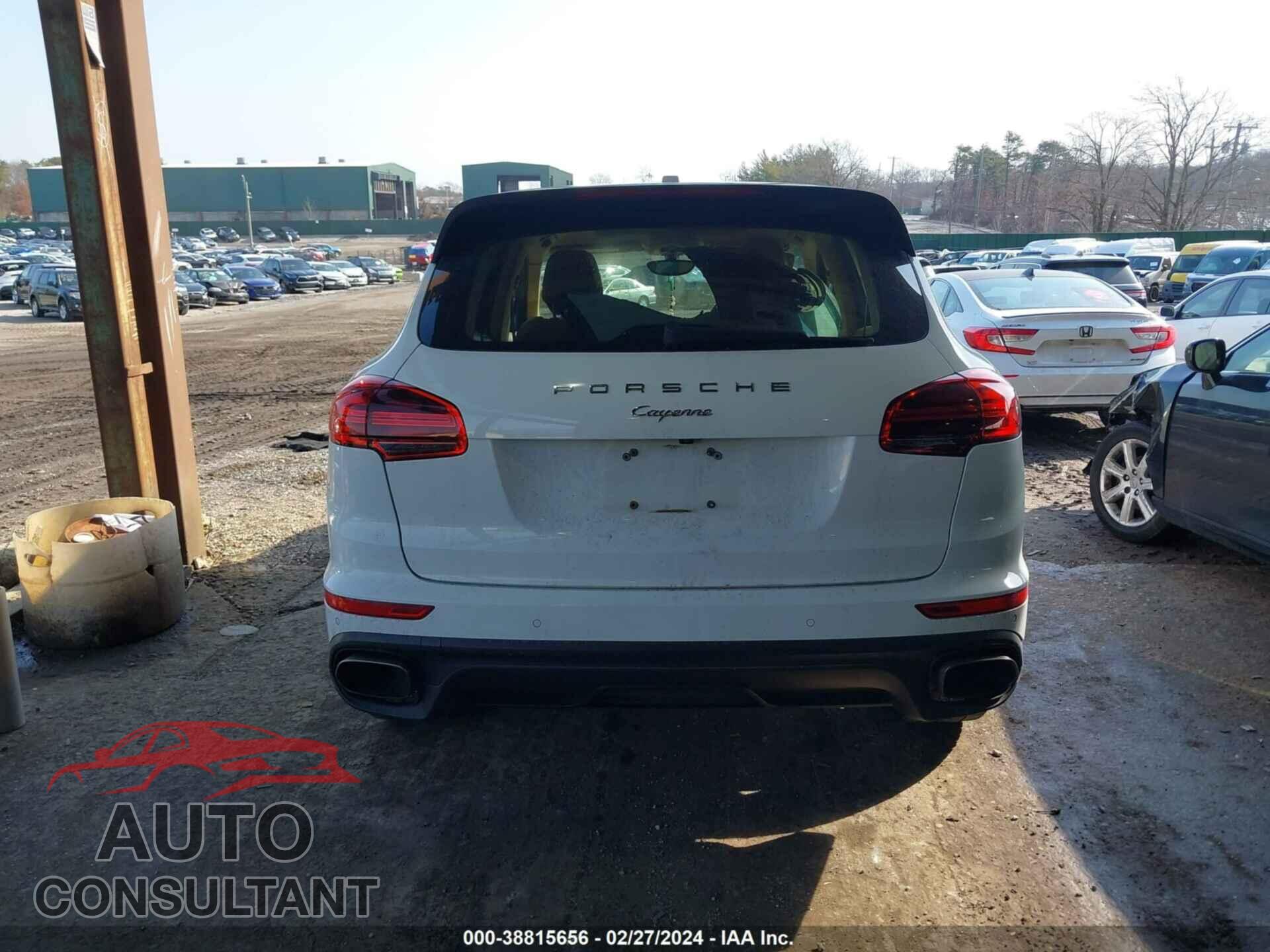 PORSCHE CAYENNE 2016 - WP1AA2A2XGLA10071