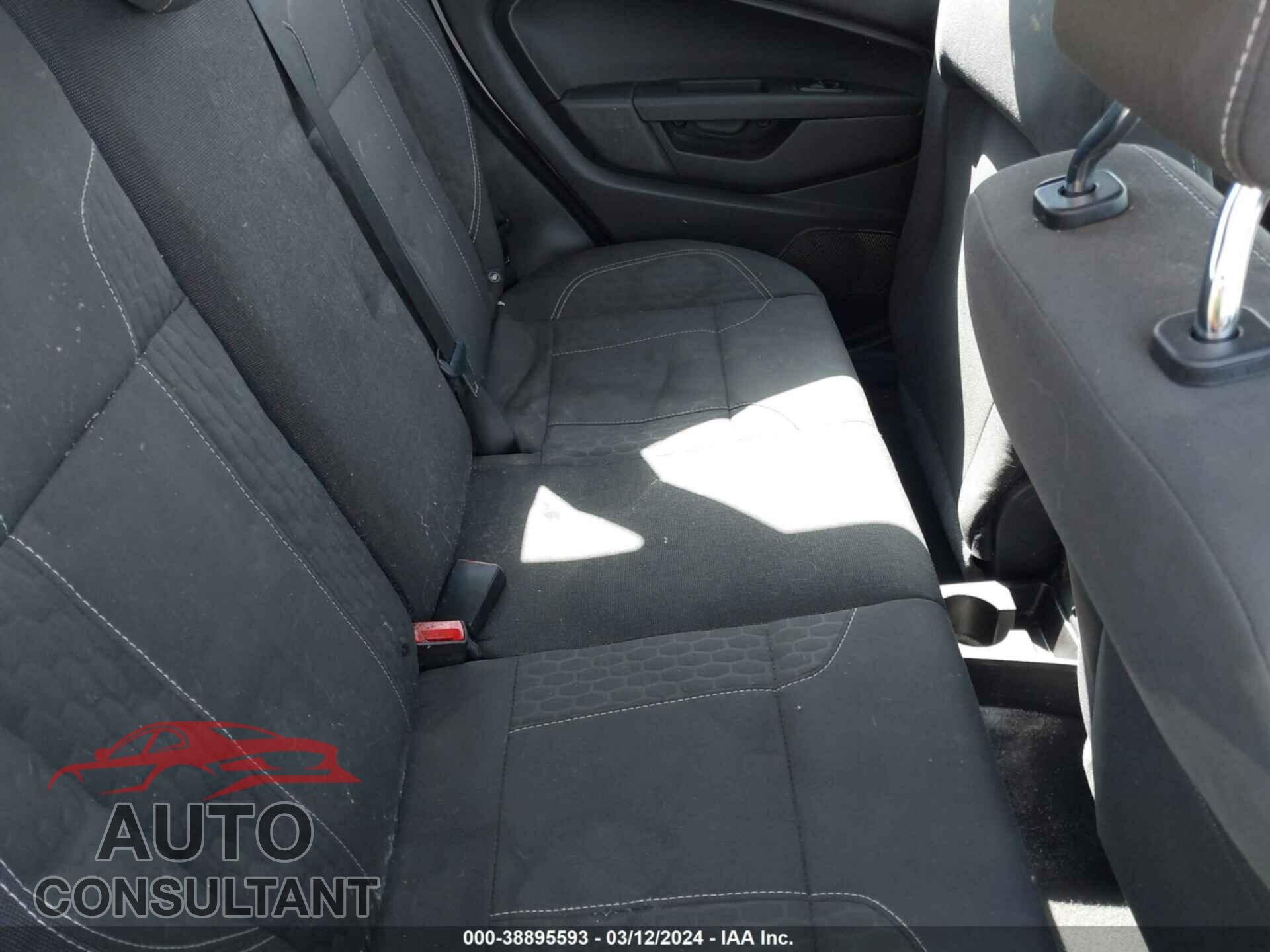 FORD FIESTA 2019 - 3FADP4EJ2KM133984
