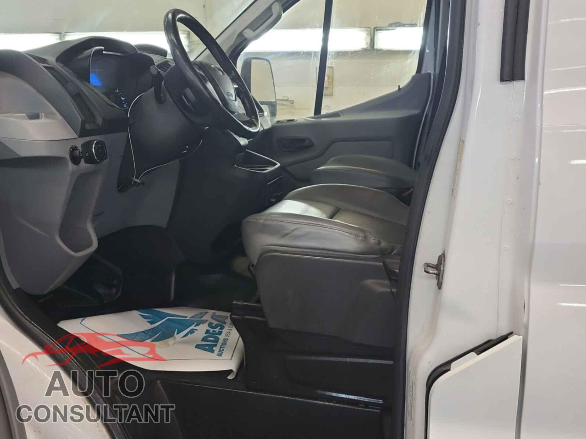 FORD TRANSIT-250 2016 - 1FTYR1YM7GKB54614