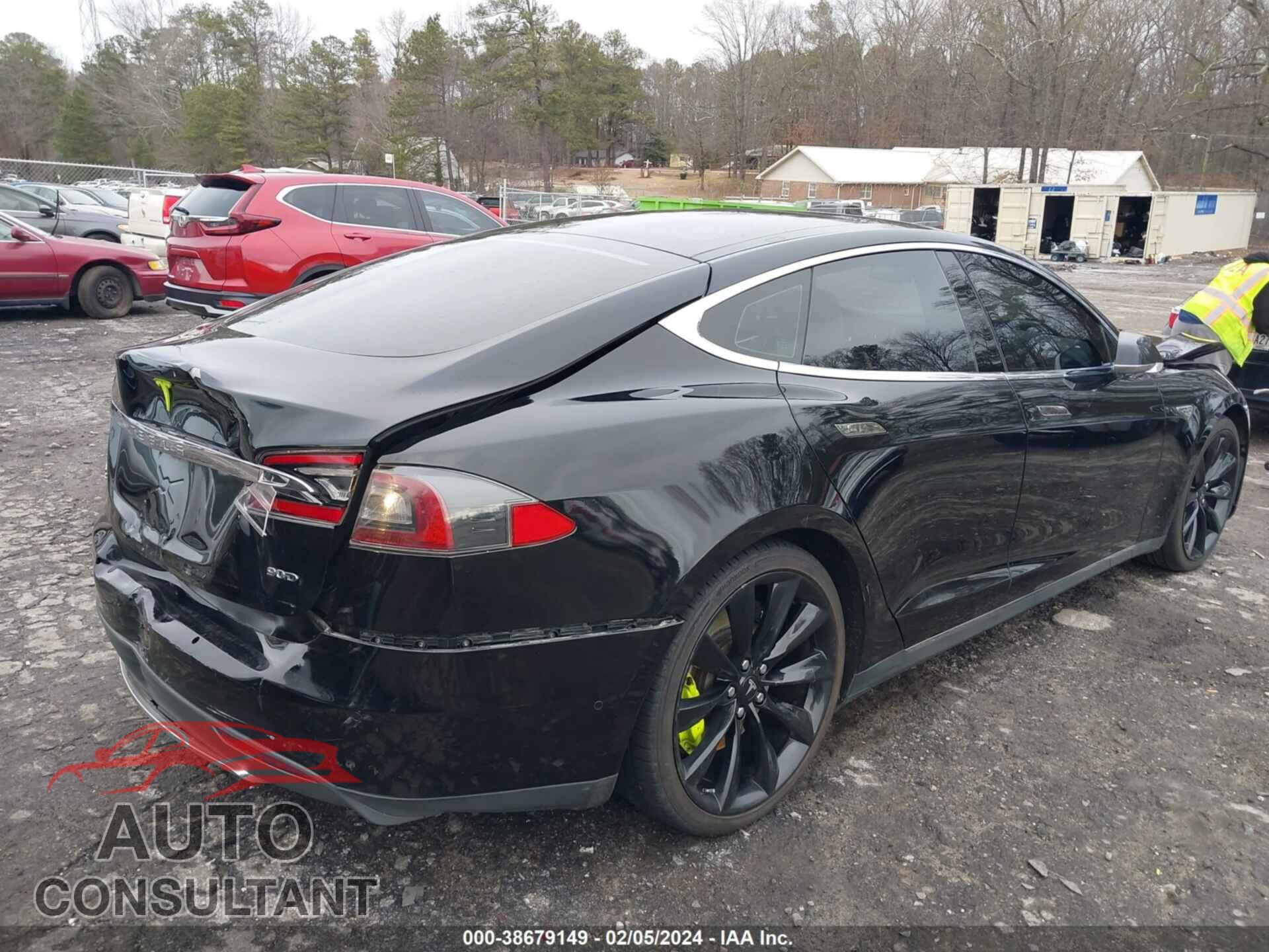 TESLA MODEL S 2016 - 5YJSA1E2XGF129221