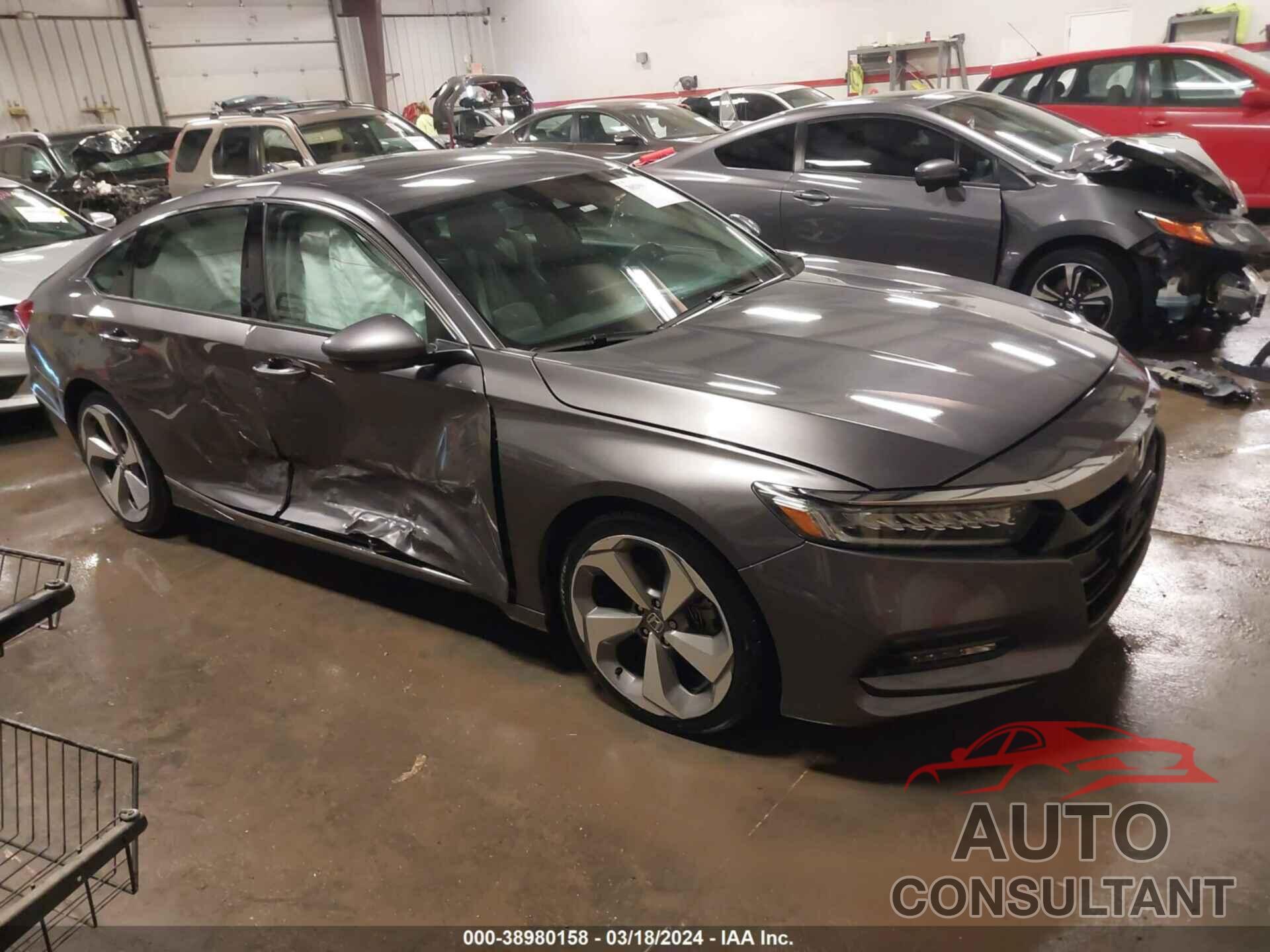 HONDA ACCORD 2018 - 1HGCV2F98JA053882