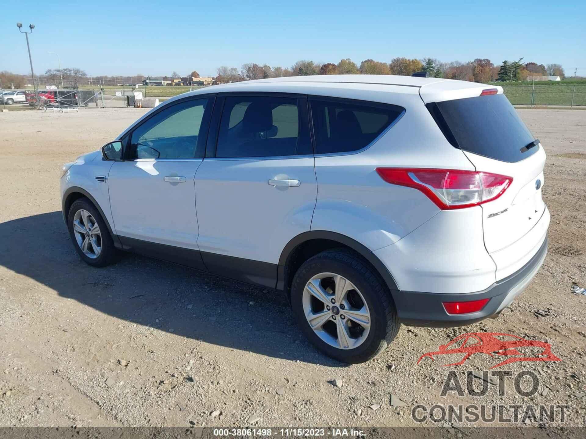 FORD ESCAPE 2016 - 1FMCU0GXXGUB25512