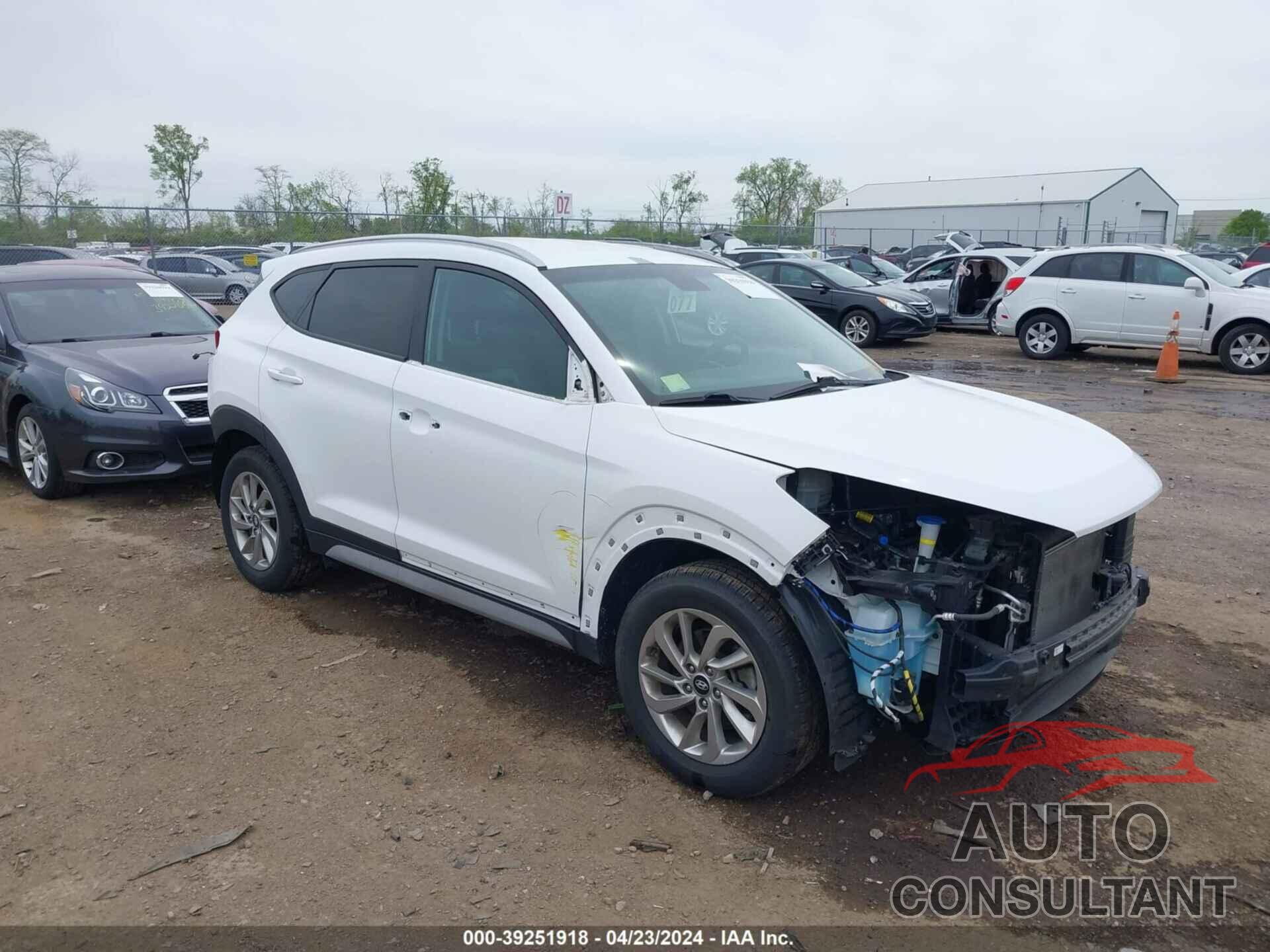 HYUNDAI TUCSON 2018 - KM8J3CA4XJU710513