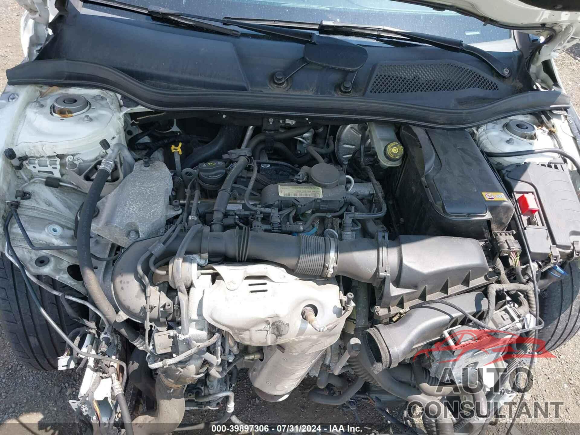 MERCEDES-BENZ CLA 250 2016 - WDDSJ4GB6GN313674
