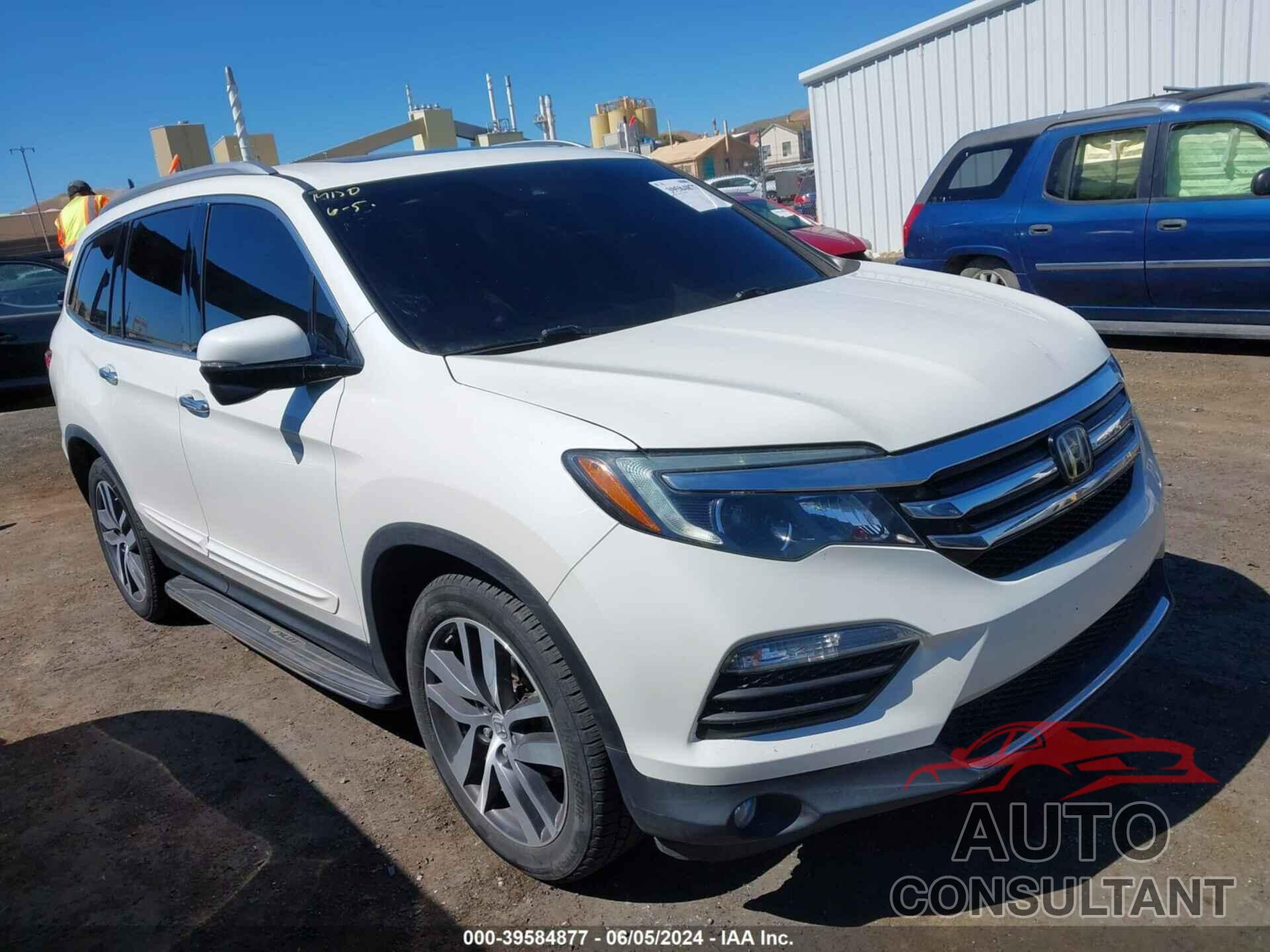 HONDA PILOT 2017 - 5FNYF6H93HB094671