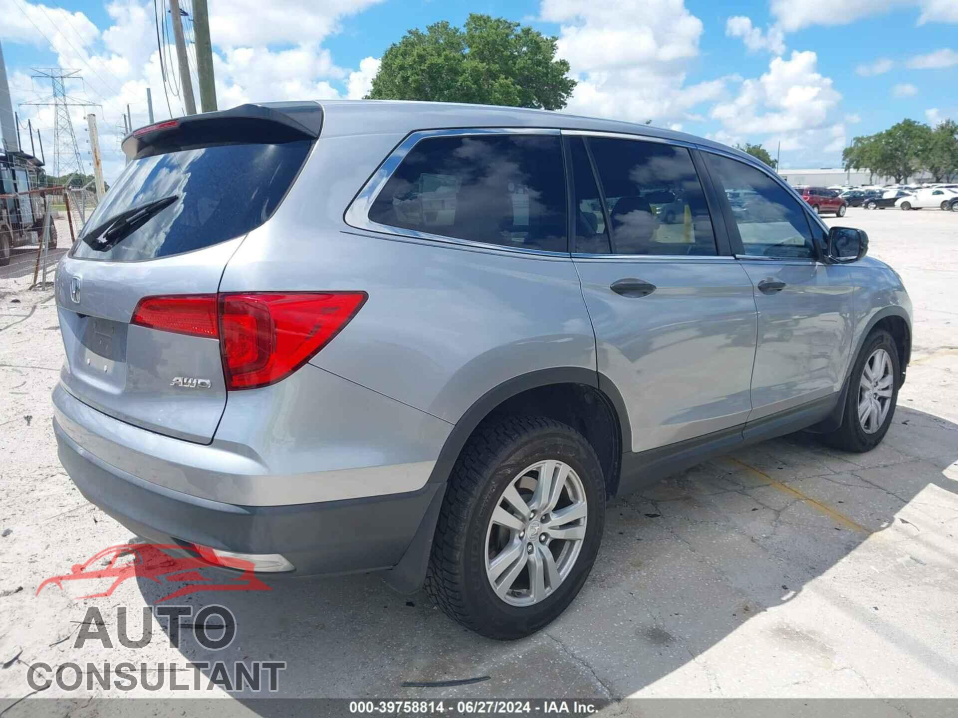 HONDA PILOT 2017 - 5FNYF6H18HB070022