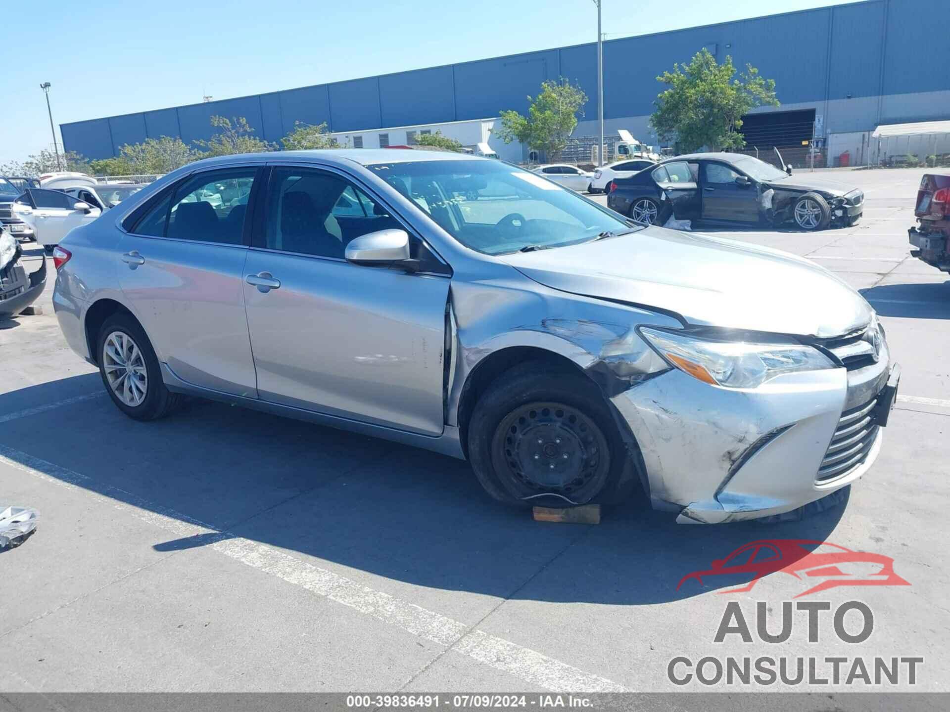 TOYOTA CAMRY 2017 - 4T1BF1FK6HU760116