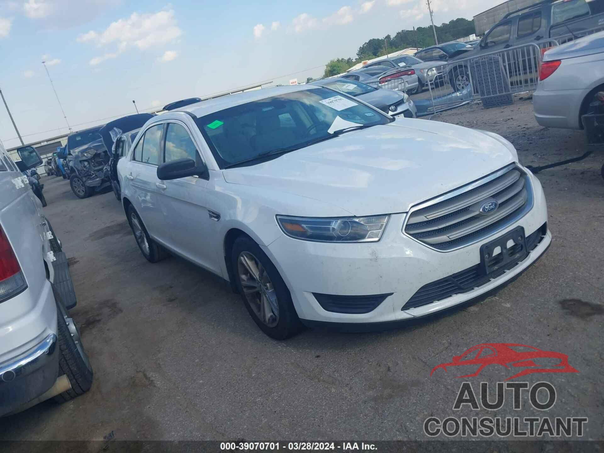 FORD TAURUS 2016 - 1FAHP2D82GG154131