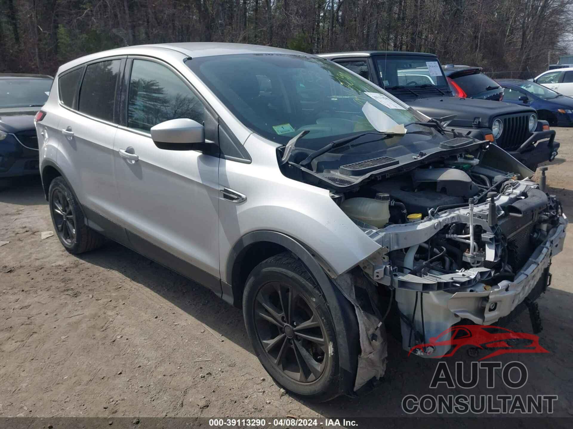 FORD ESCAPE 2017 - 1FMCU9GD5HUC27795