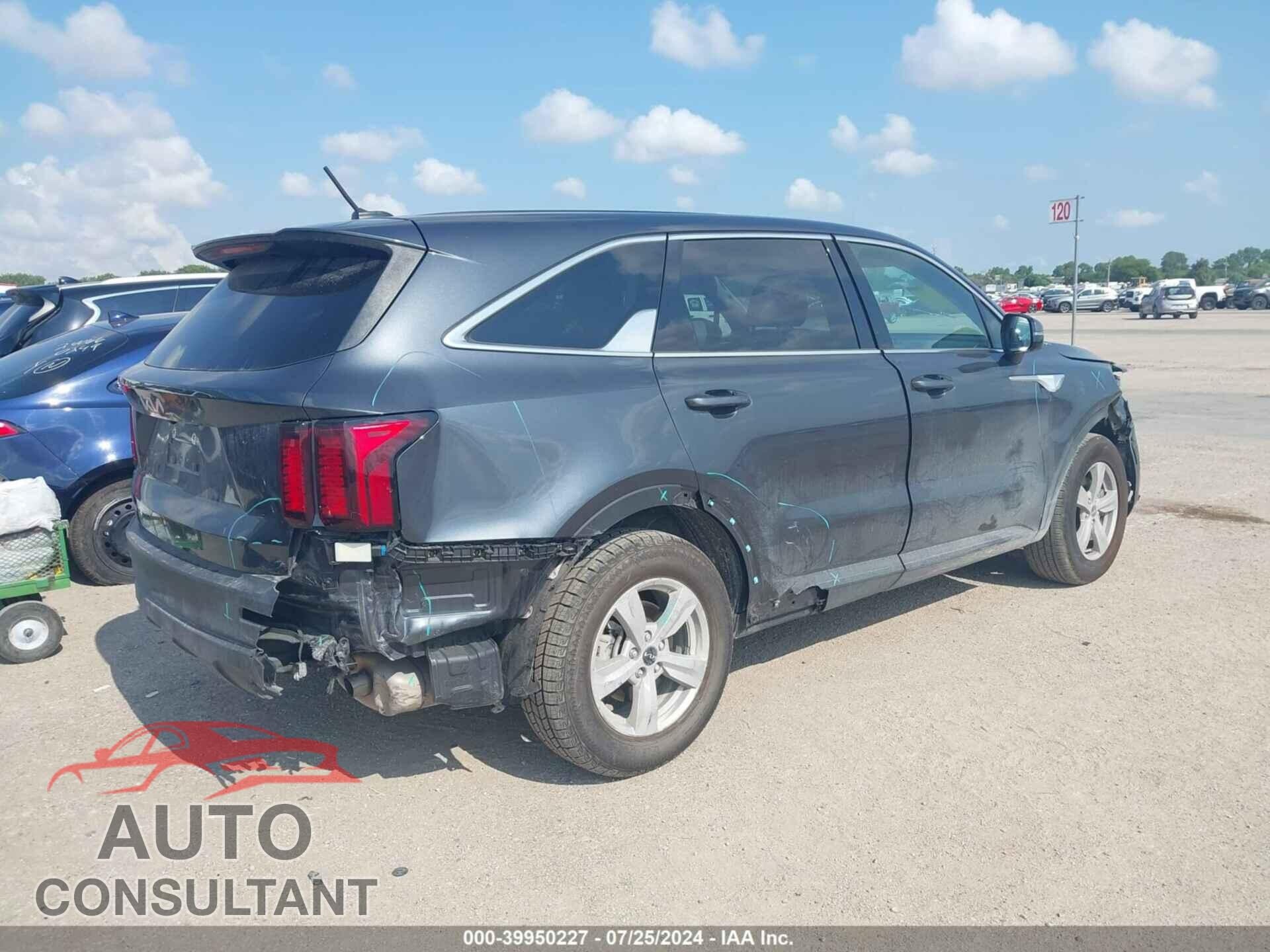 KIA SORENTO 2023 - 5XYRG4LC7PG200068