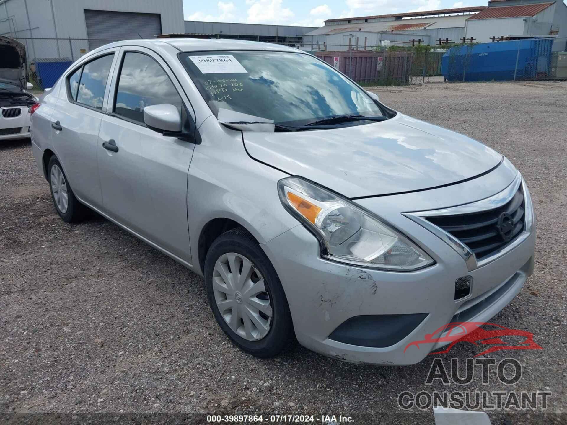 NISSAN VERSA 2019 - 3N1CN7AP8KL826655