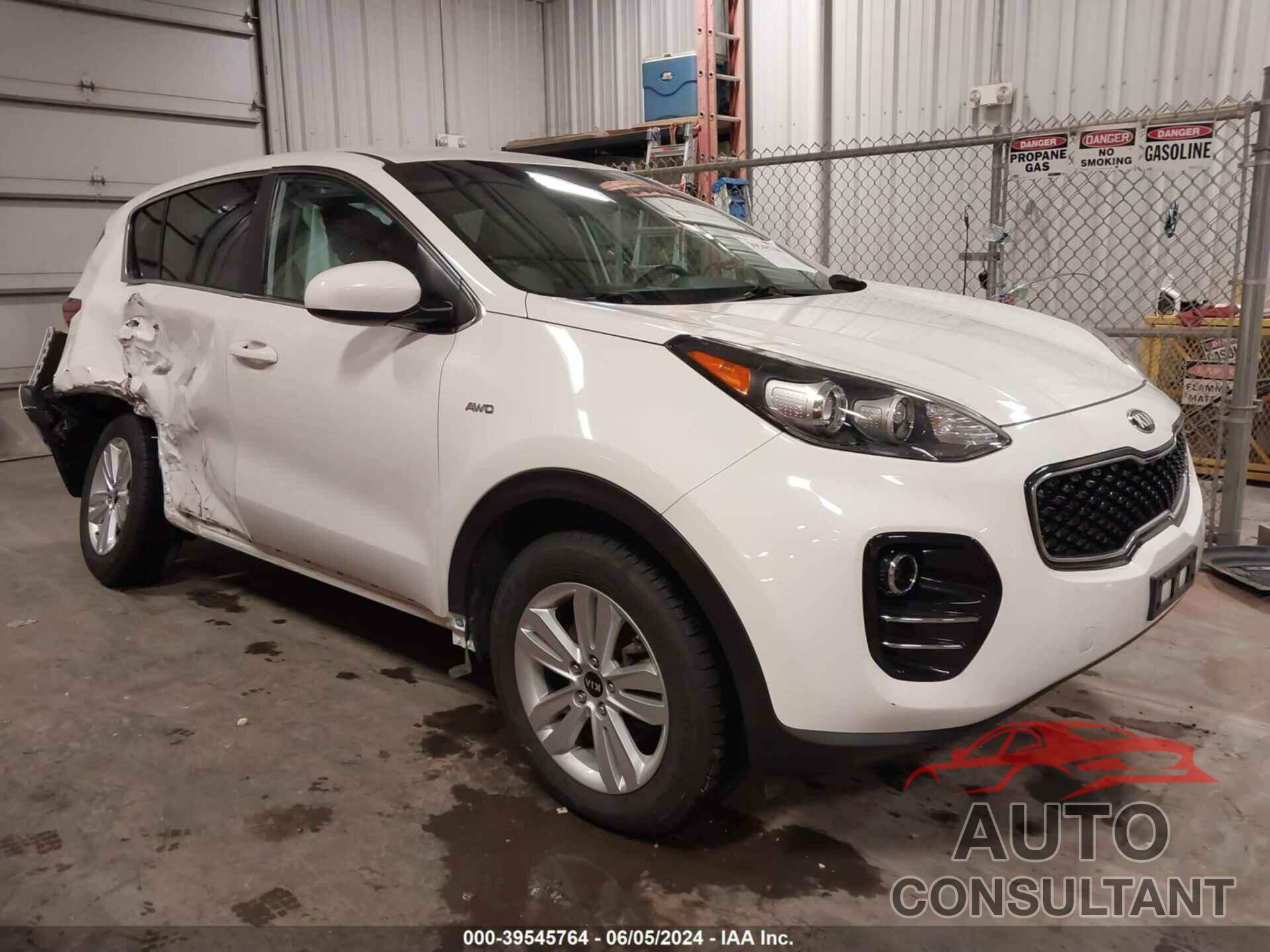 KIA SPORTAGE 2018 - KNDPMCAC2J7464560