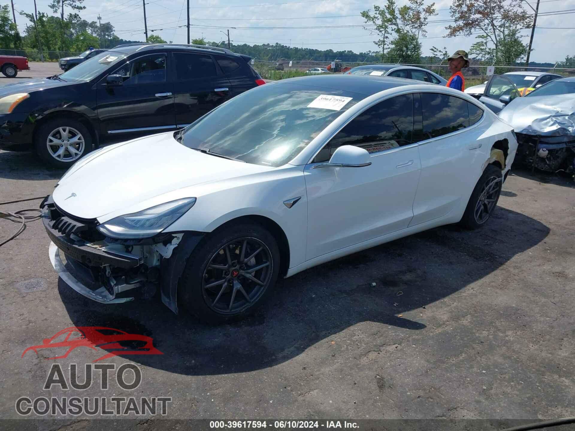 TESLA MODEL 3 2019 - 5YJ3E1EA4KF447604