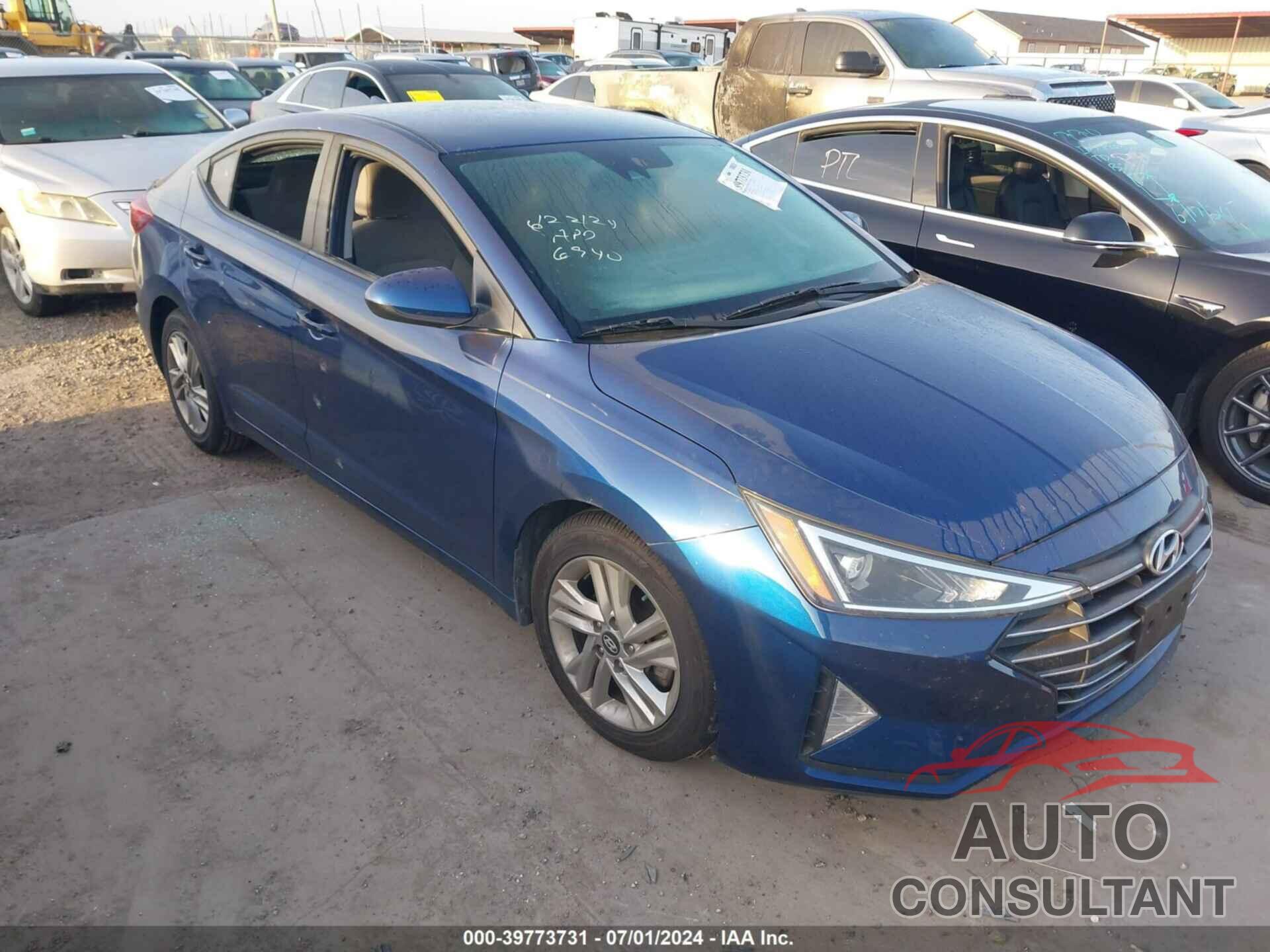 HYUNDAI ELANTRA 2019 - 5NPD84LF1KH463613