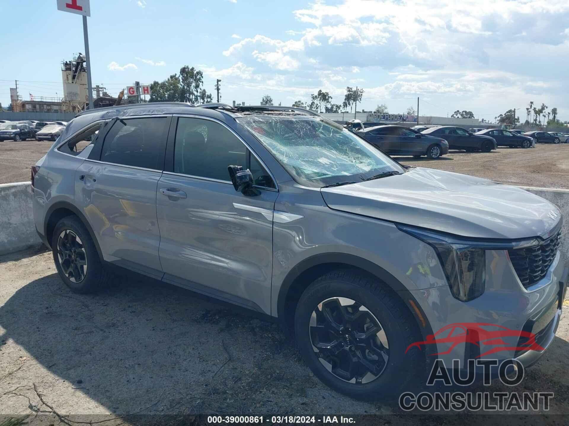 KIA SORENTO 2024 - 5XYRL4JC6RG256651