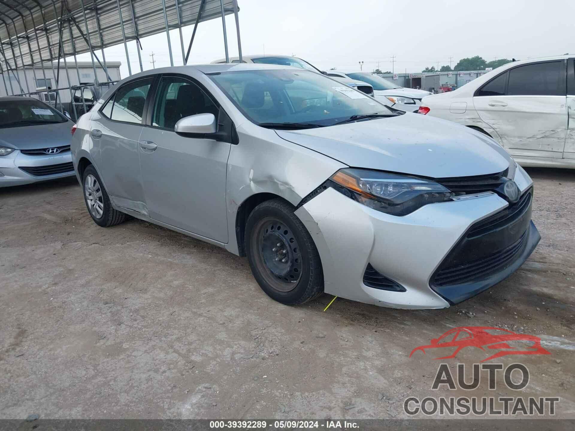 TOYOTA COROLLA 2018 - 2T1BURHEXJC987327