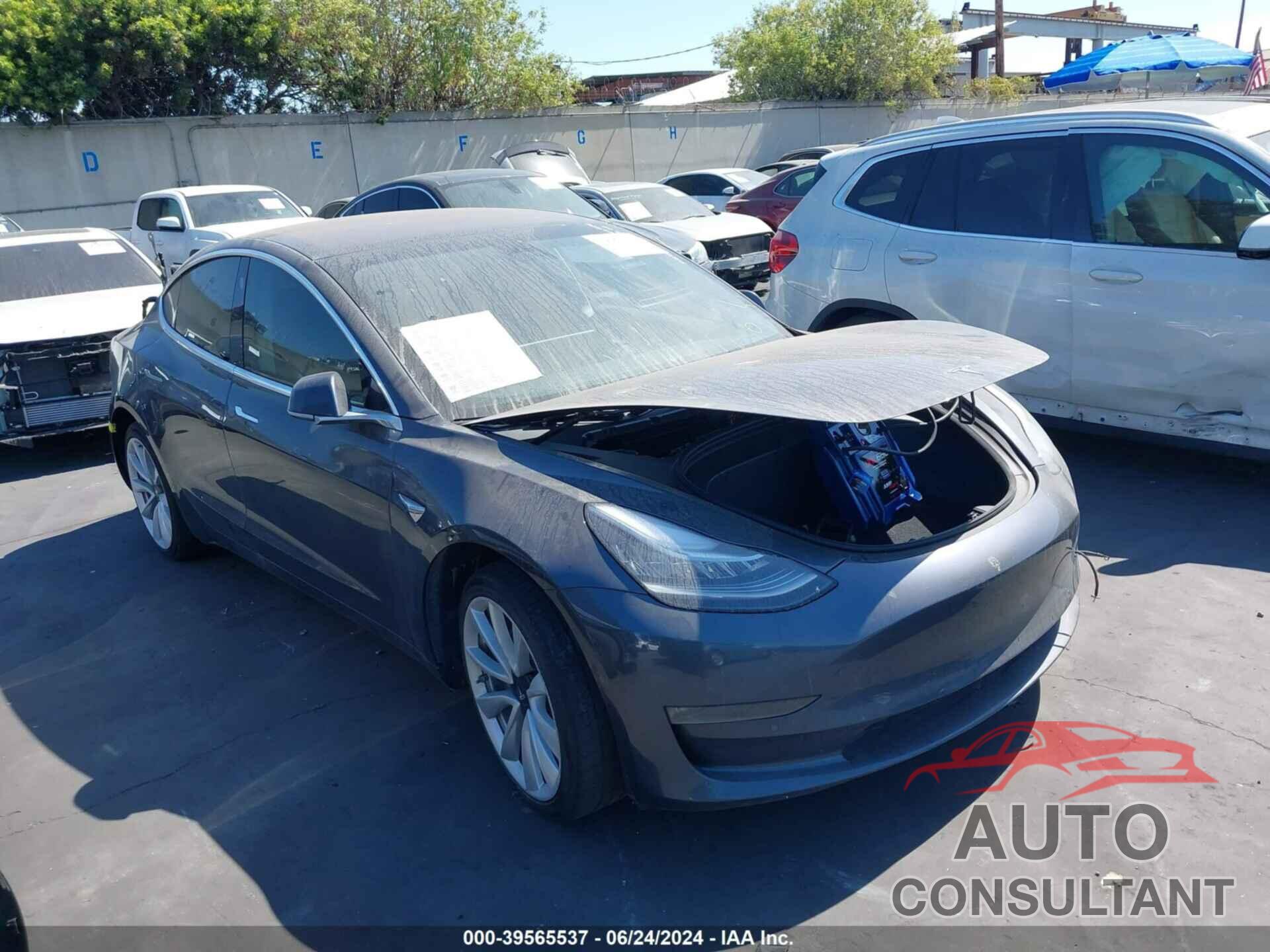 TESLA MODEL 3 2018 - 5YJ3E1EA3JF015200