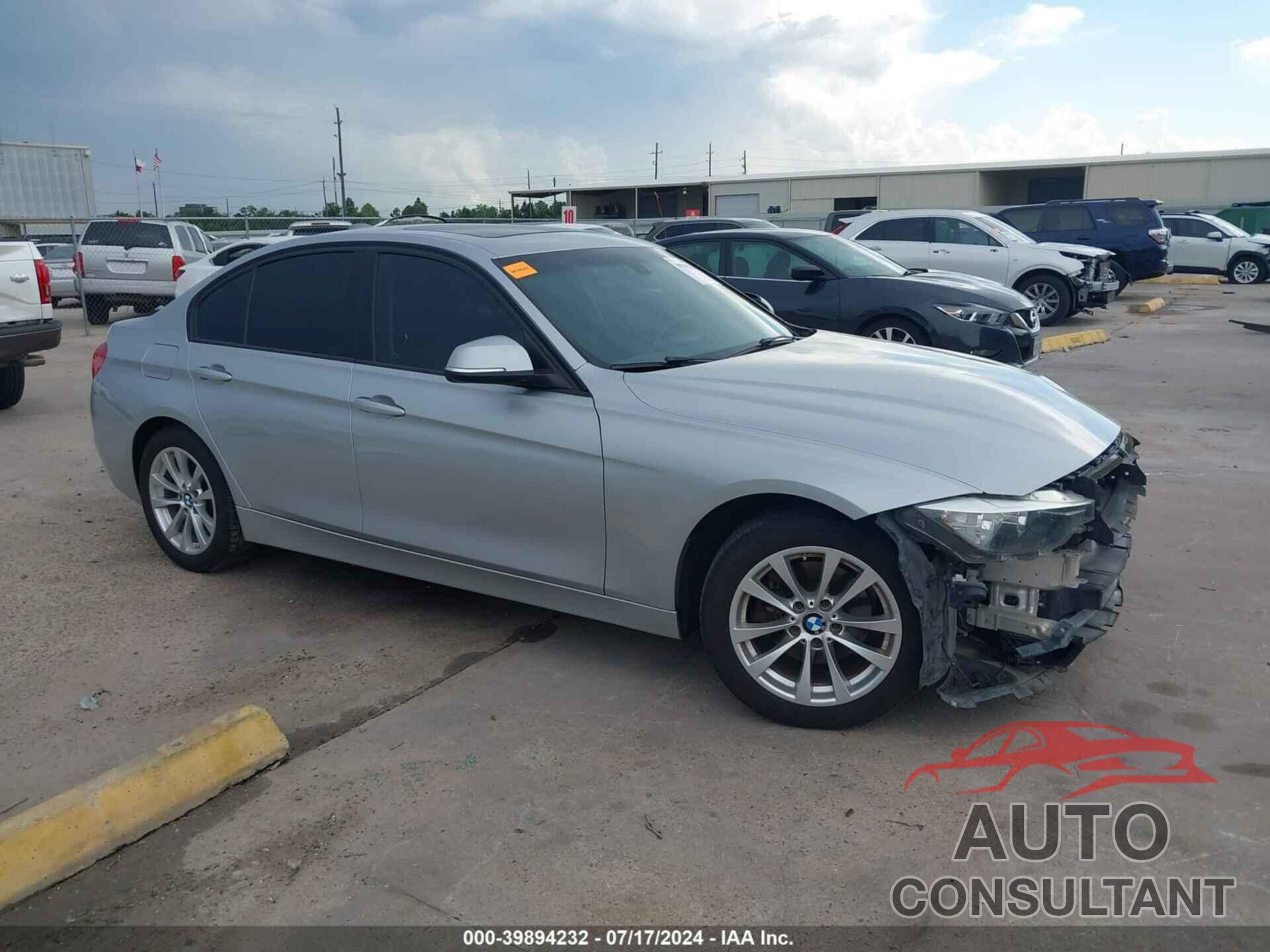 BMW 320I 2016 - WBA8E1G57GNT36332