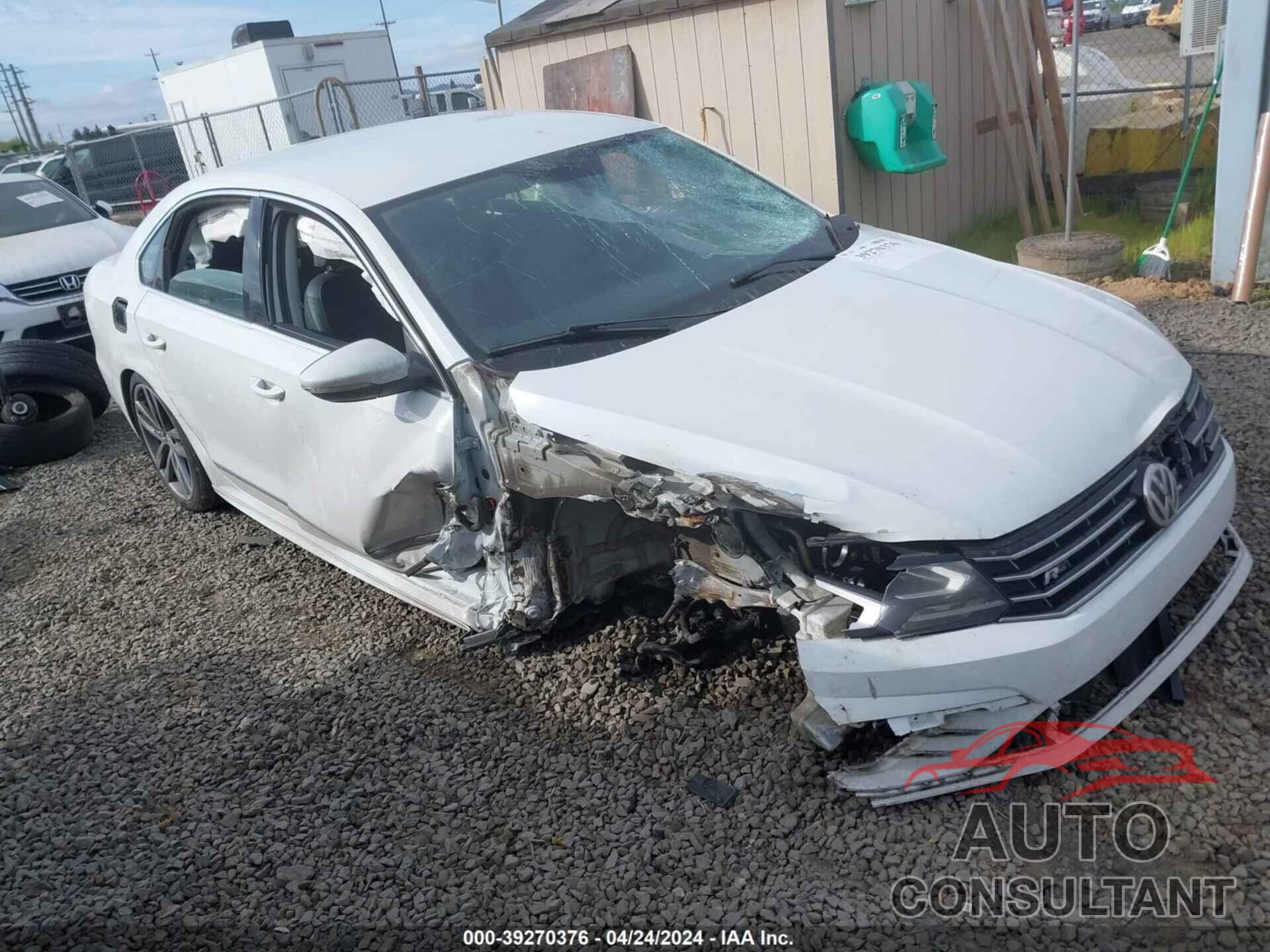 VOLKSWAGEN PASSAT 2017 - 1VWDT7A36HC035305