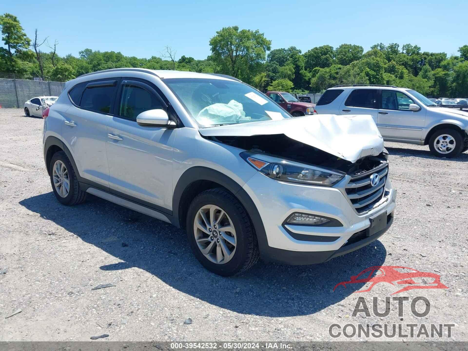 HYUNDAI TUCSON 2017 - KM8J3CA40HU541483