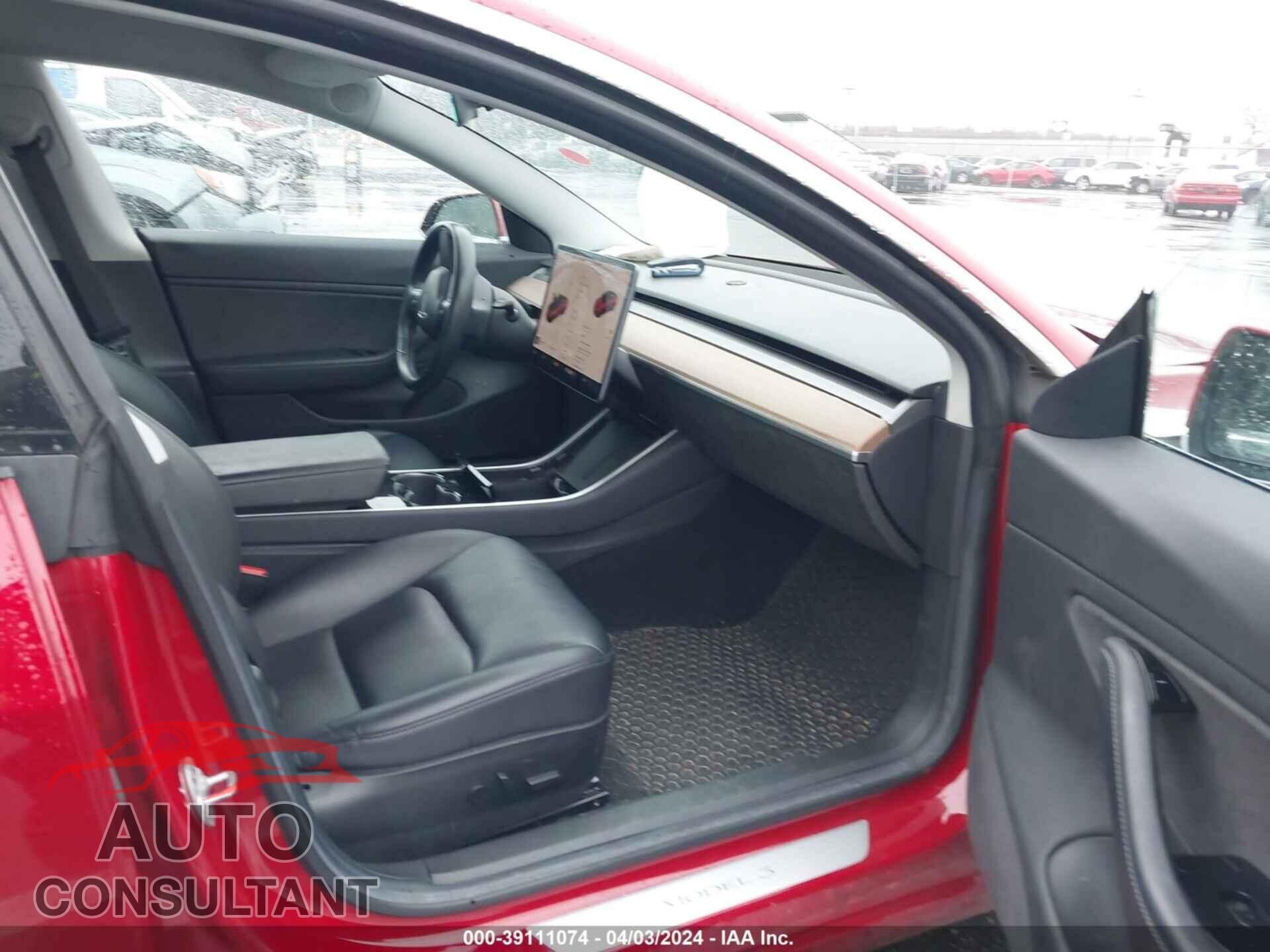 TESLA MODEL 3 2018 - 5YJ3E1EA3JF042266