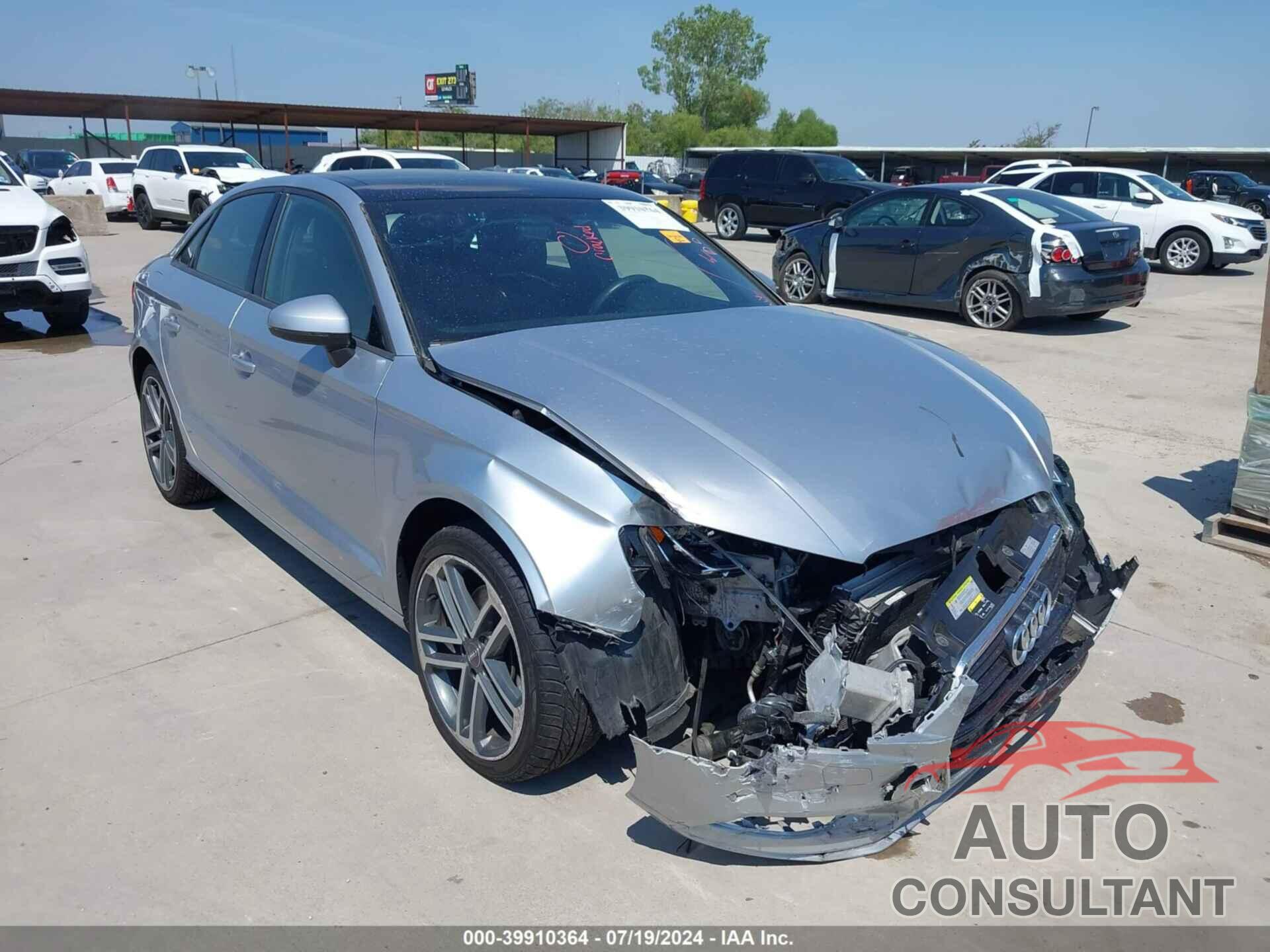 AUDI A3 2018 - WAUB8GFF2J1031359