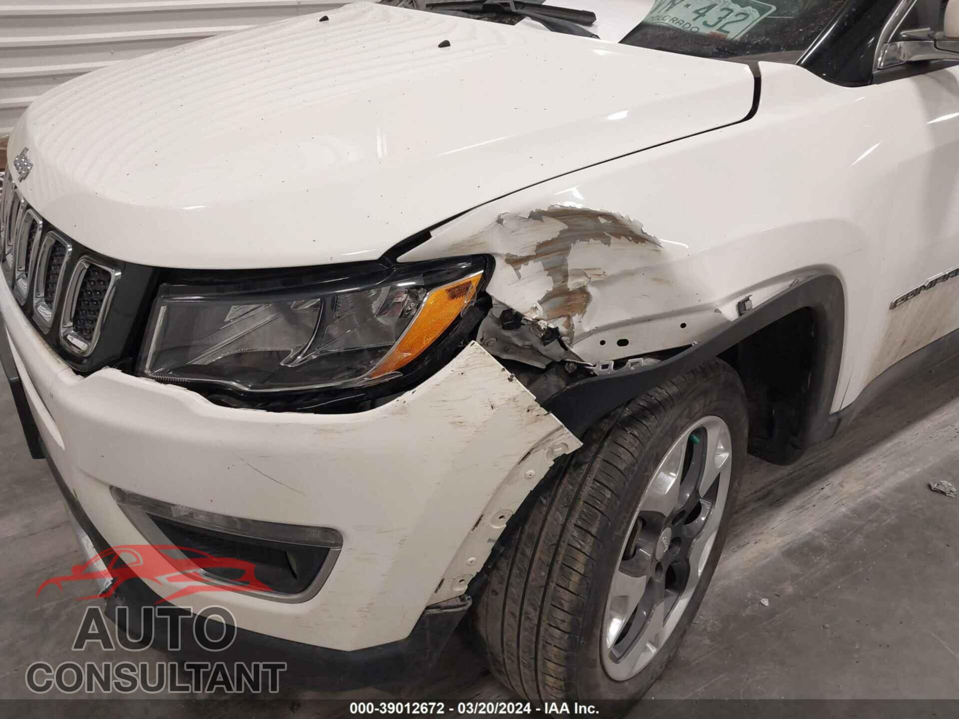 JEEP COMPASS 2019 - 3C4NJDCB3KT596184