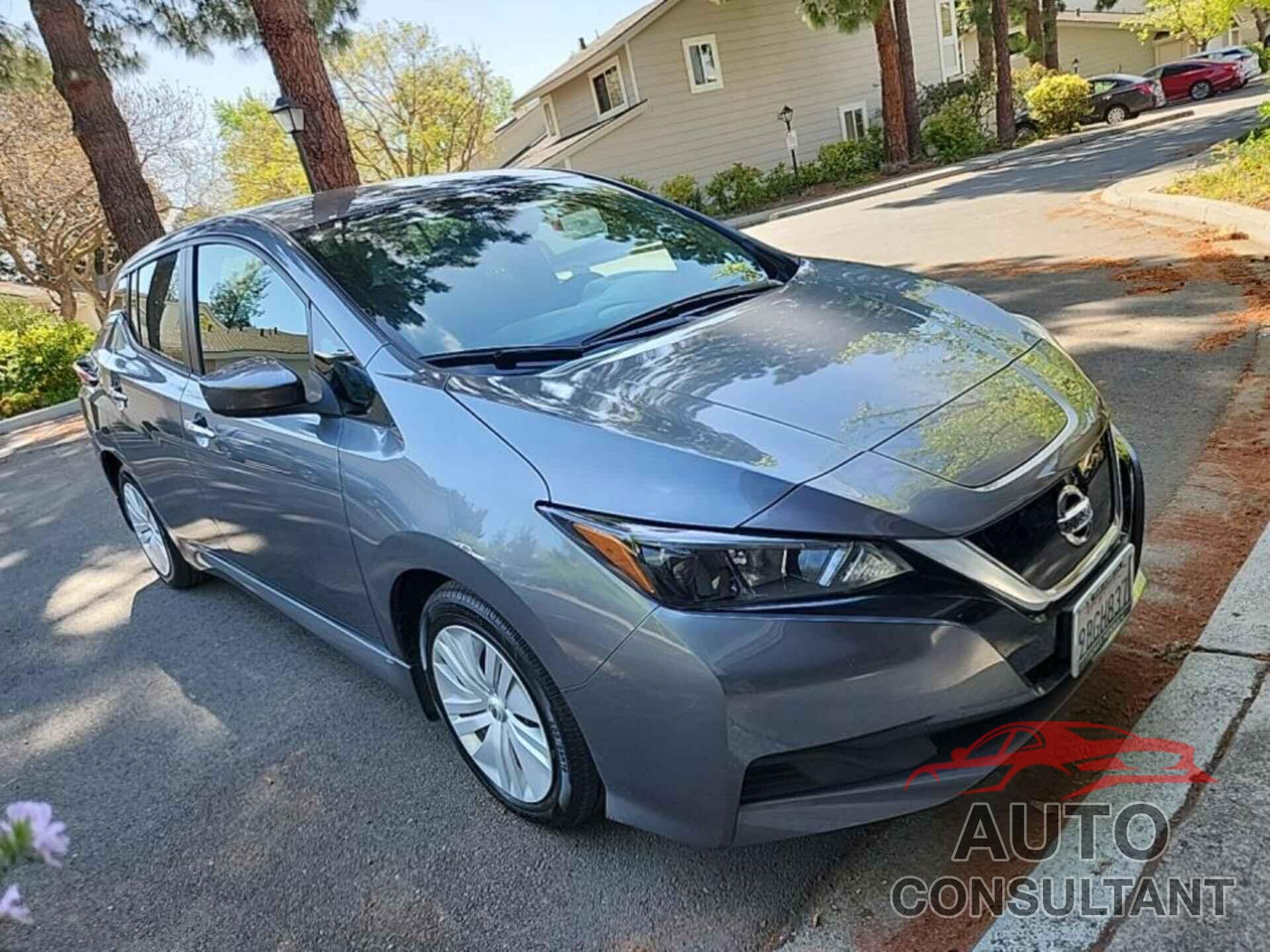NISSAN LEAF 2022 - 1N4AZ1BV0NC563165