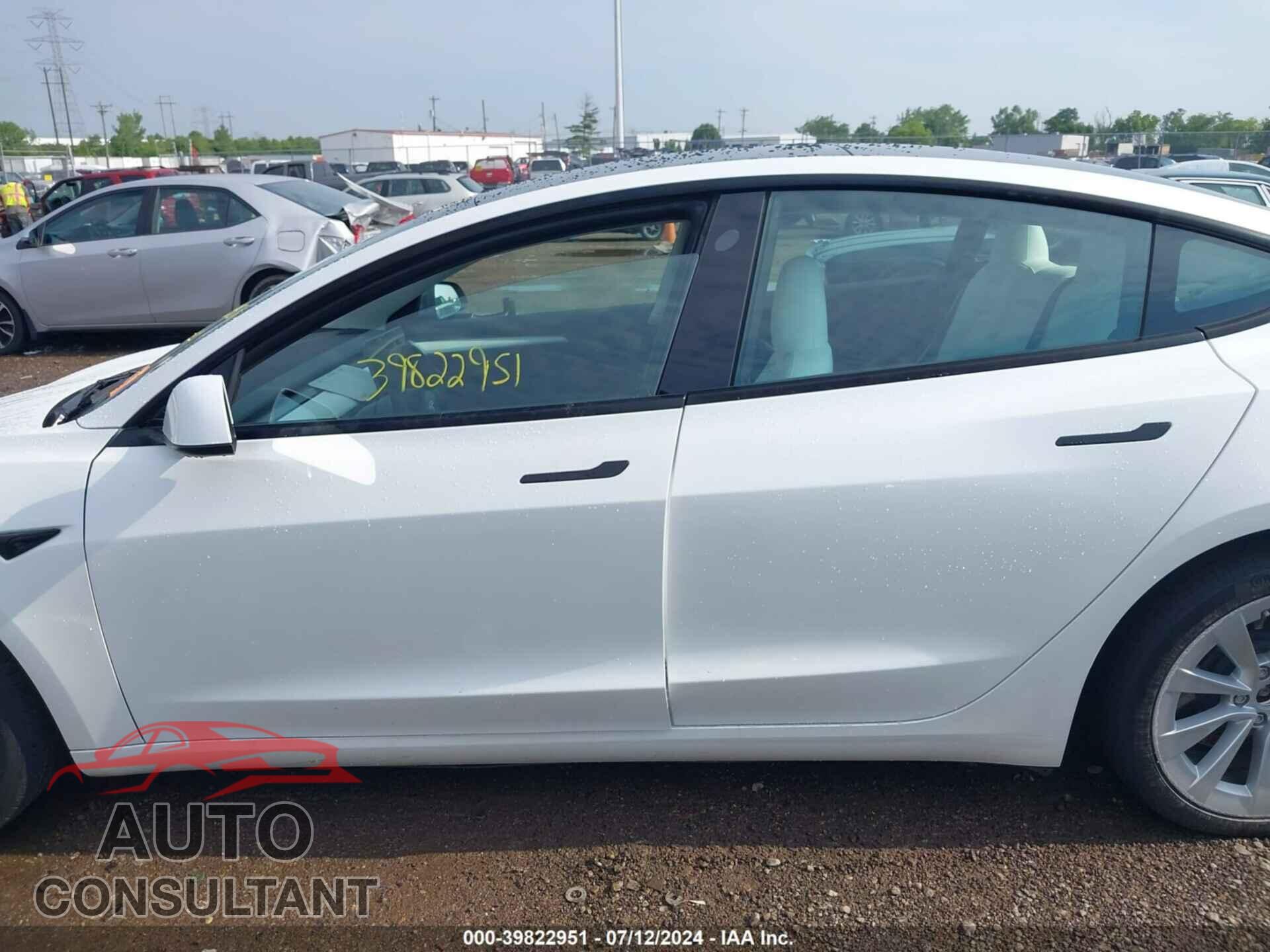 TESLA MODEL 3 2023 - 5YJ3E1EA3PF488734