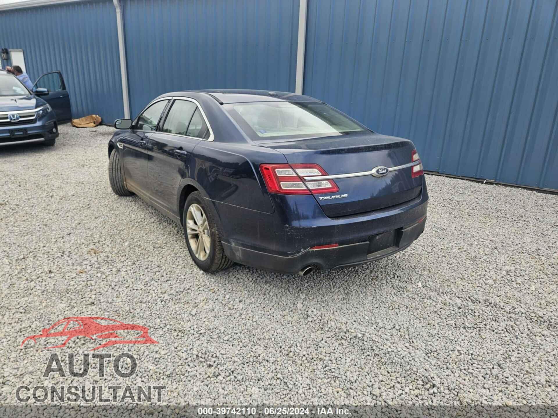 FORD TAURUS 2017 - 1FAHP2D83HG113329