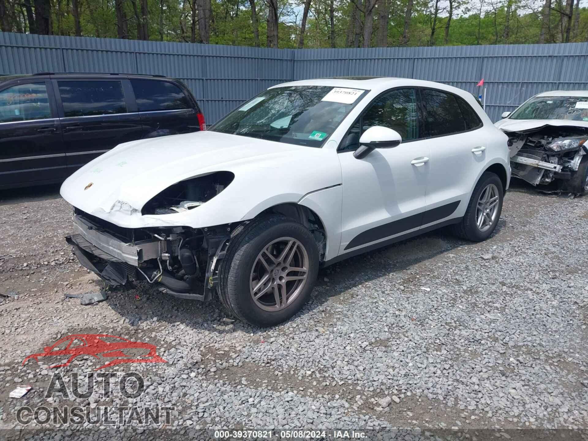 PORSCHE MACAN 2018 - WP1AA2A57JLB20383