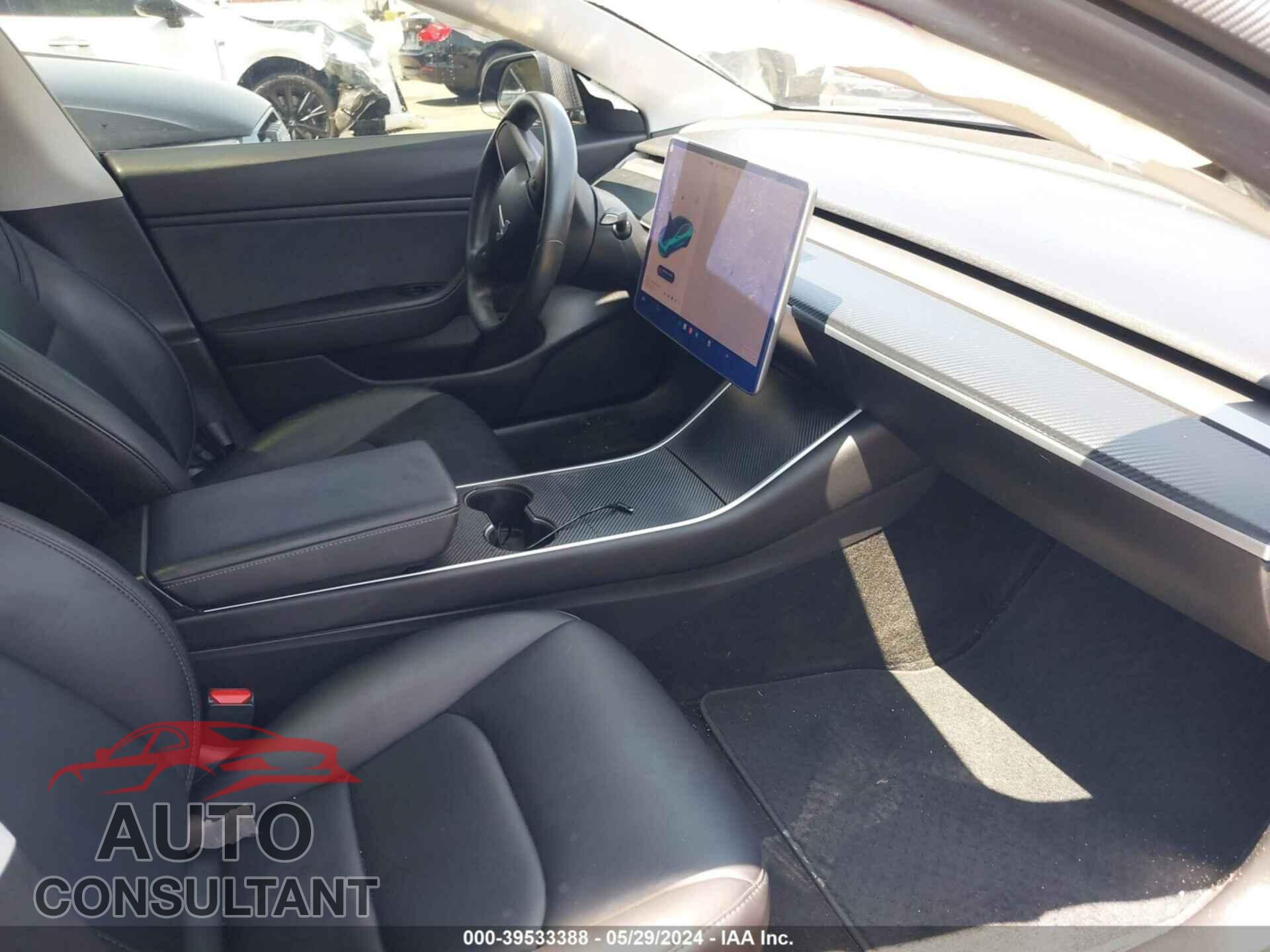 TESLA MODEL 3 2019 - 5YJ3E1EA5KF325768