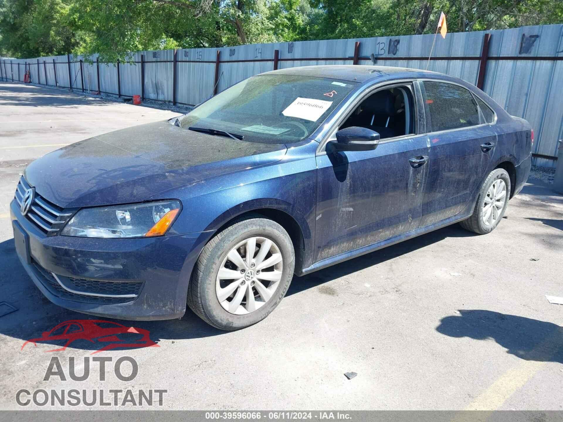 VOLKSWAGEN PASSAT 2014 - 1VWAP7A34EC009871