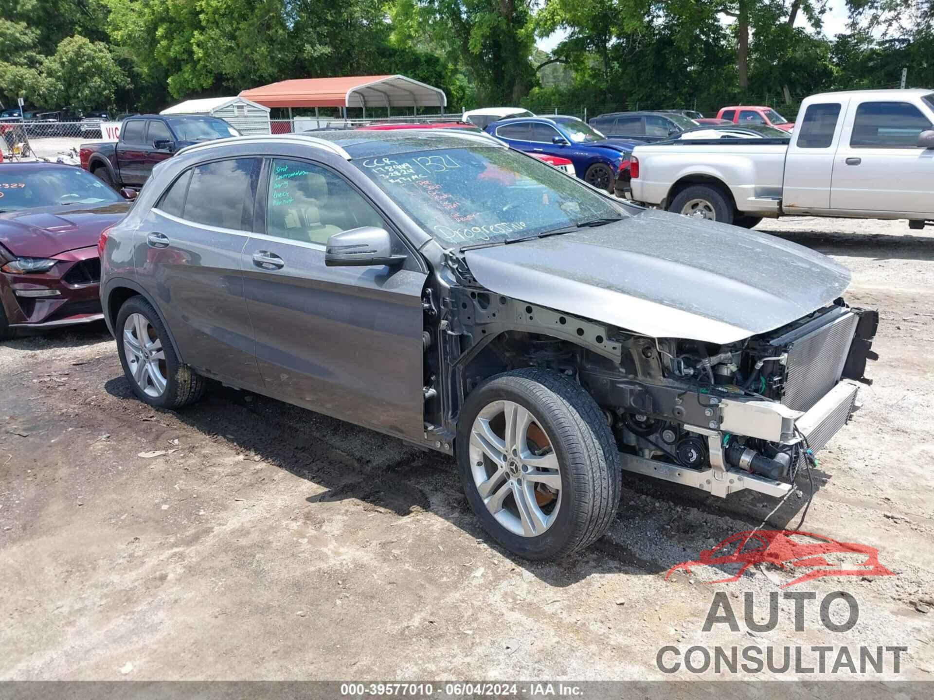 MERCEDES-BENZ GLA 250 2019 - WDCTG4GB3KJ624647