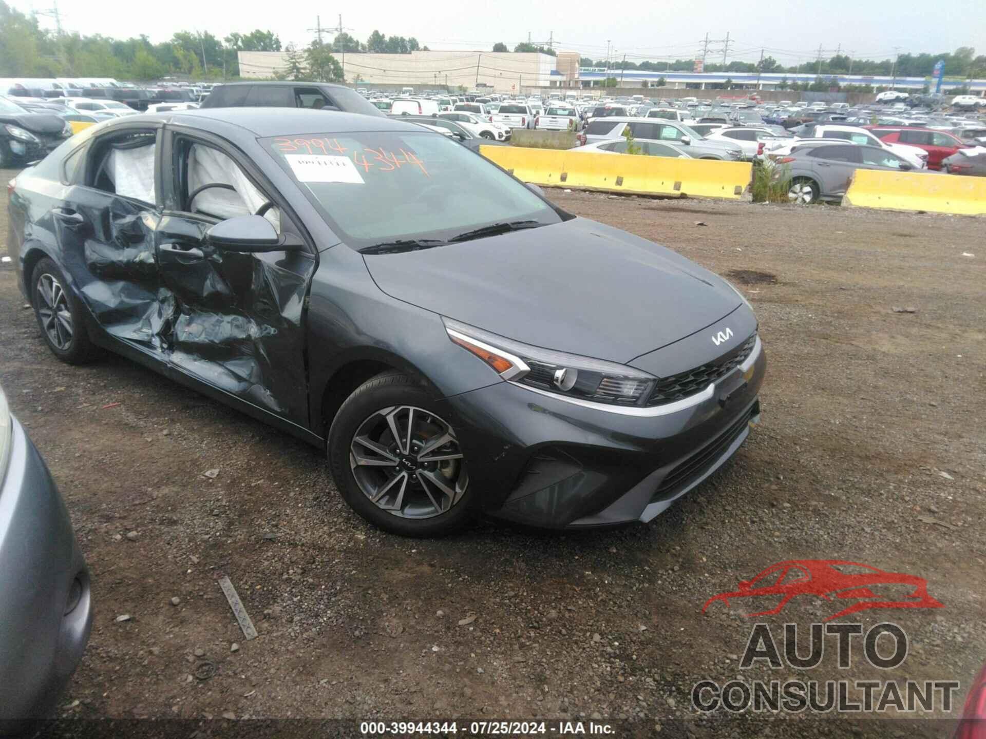 KIA FORTE 2023 - 3KPF24AD9PE548058