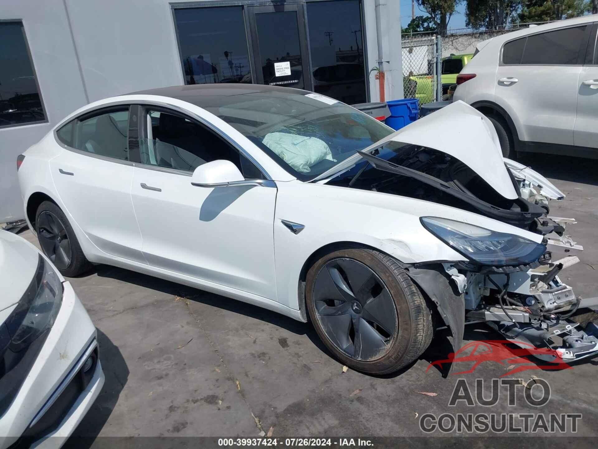 TESLA MODEL 3 2018 - 5YJ3E1EAXJF044435