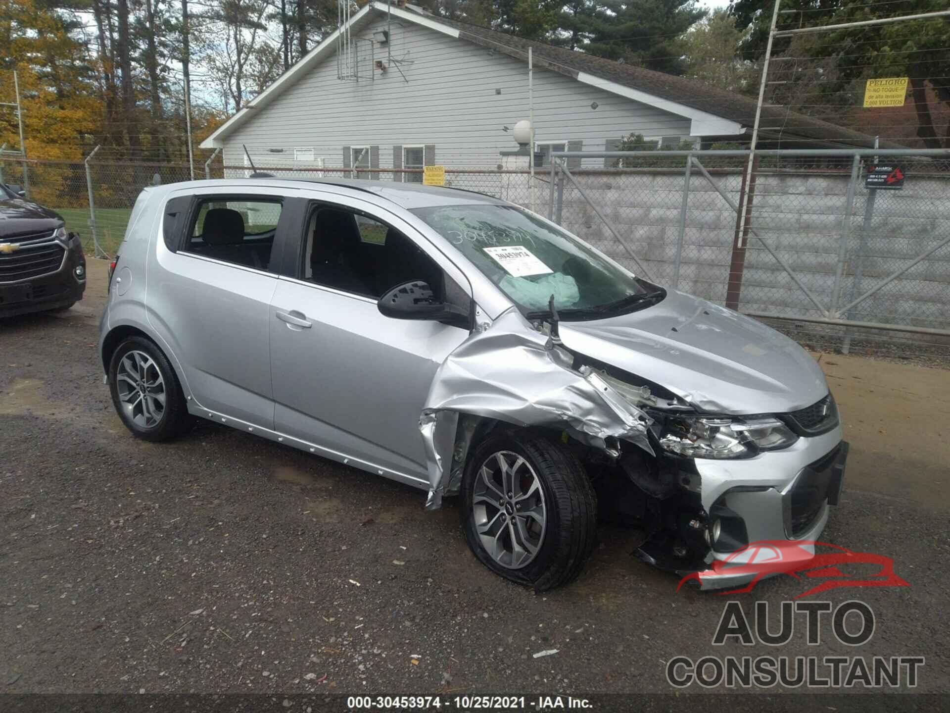 CHEVROLET SONIC 2019 - 1G1JD6SB0K4109413
