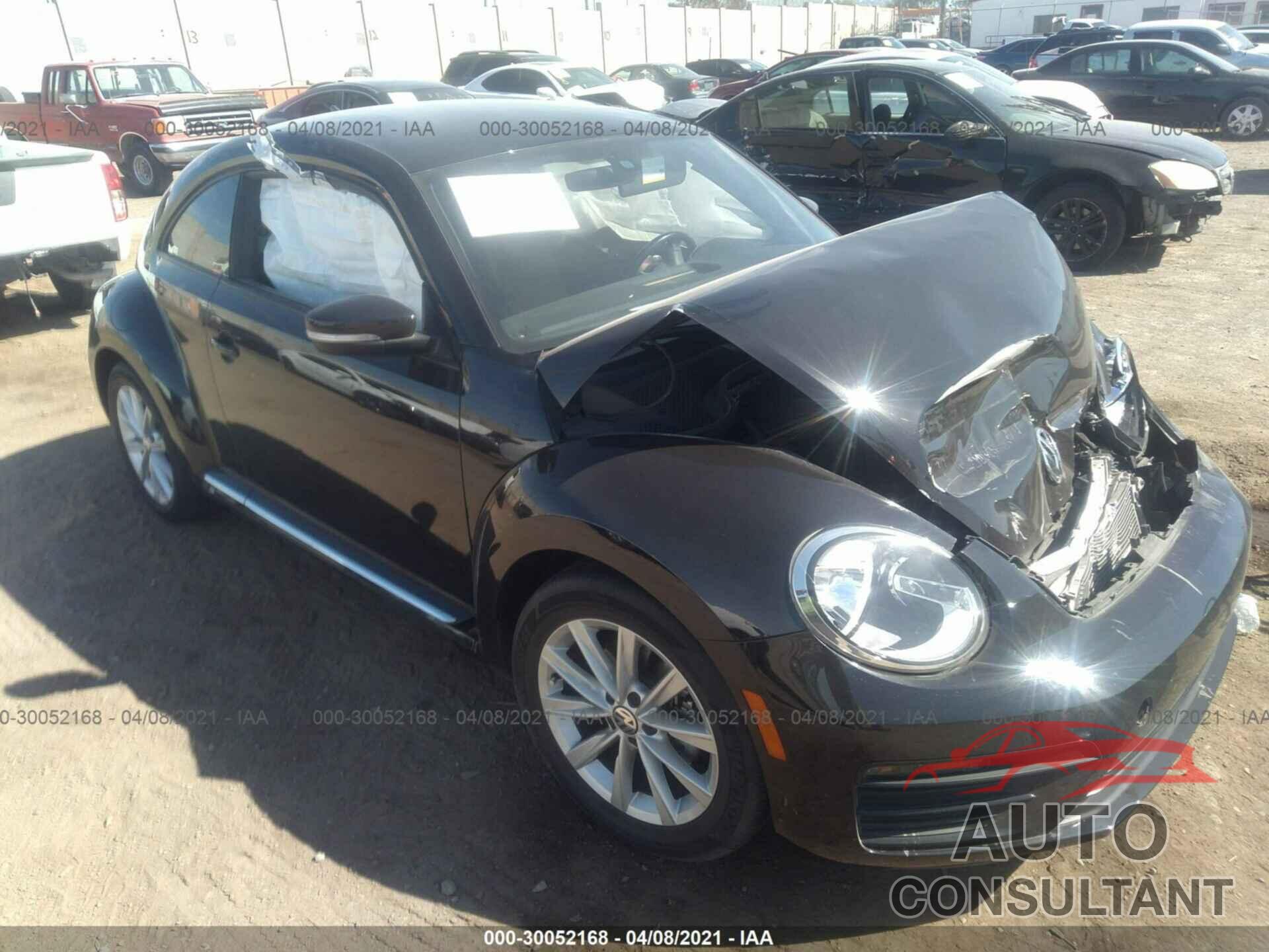 VOLKSWAGEN BEETLE 2018 - 3VWFD7AT3JM703278