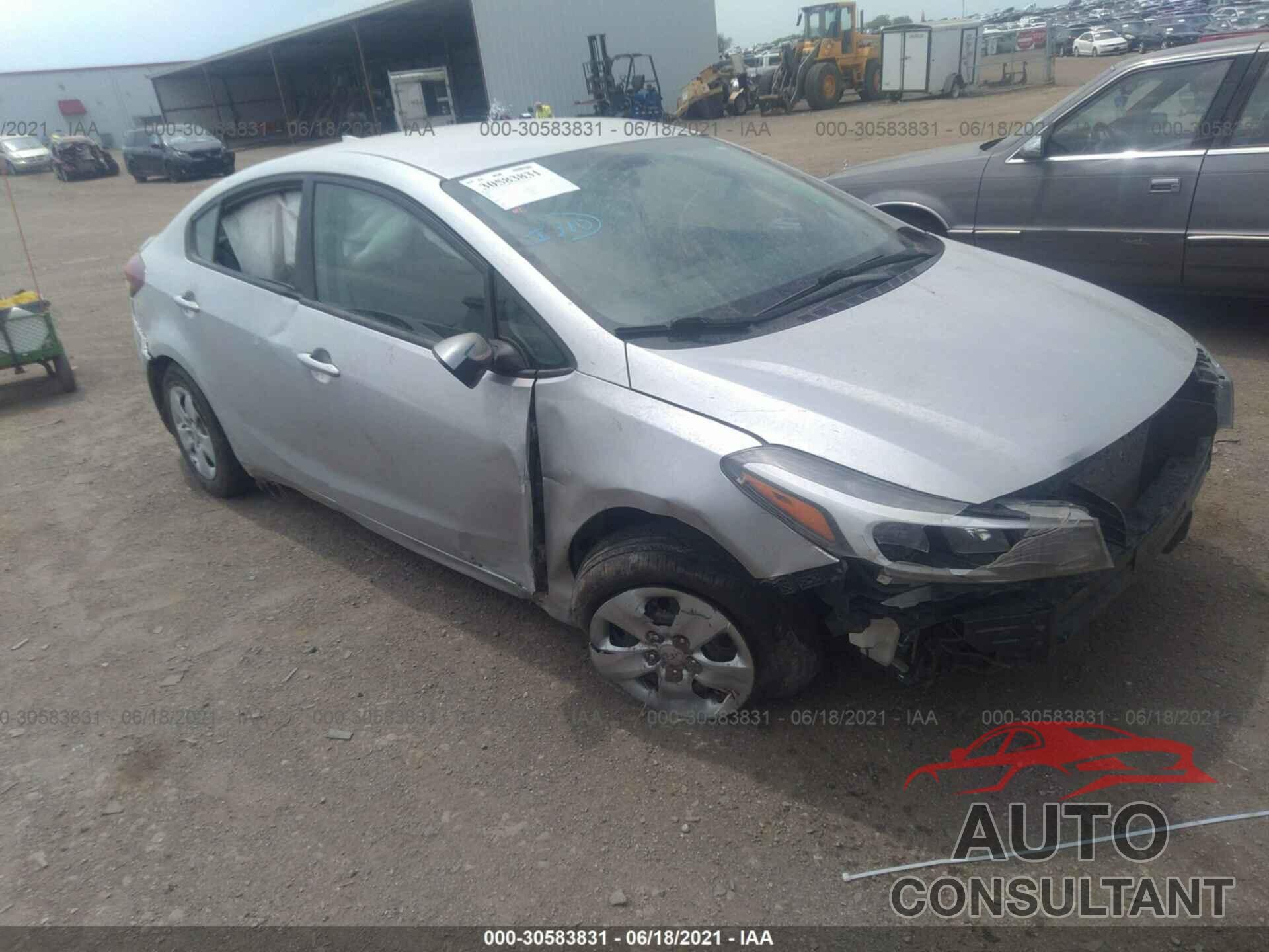 KIA FORTE 2018 - 3KPFL4A75JE195185