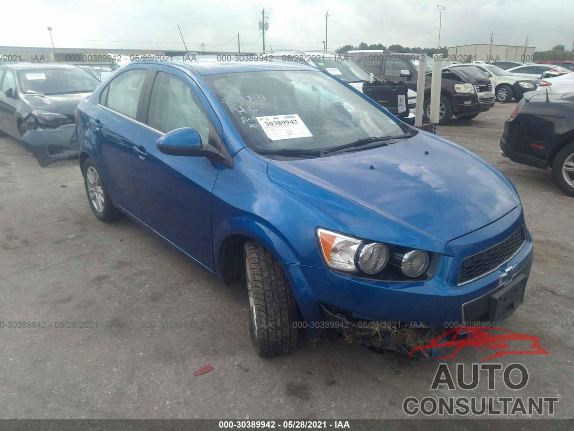 CHEVROLET SONIC 2016 - 1G1JC5SH1G4183366