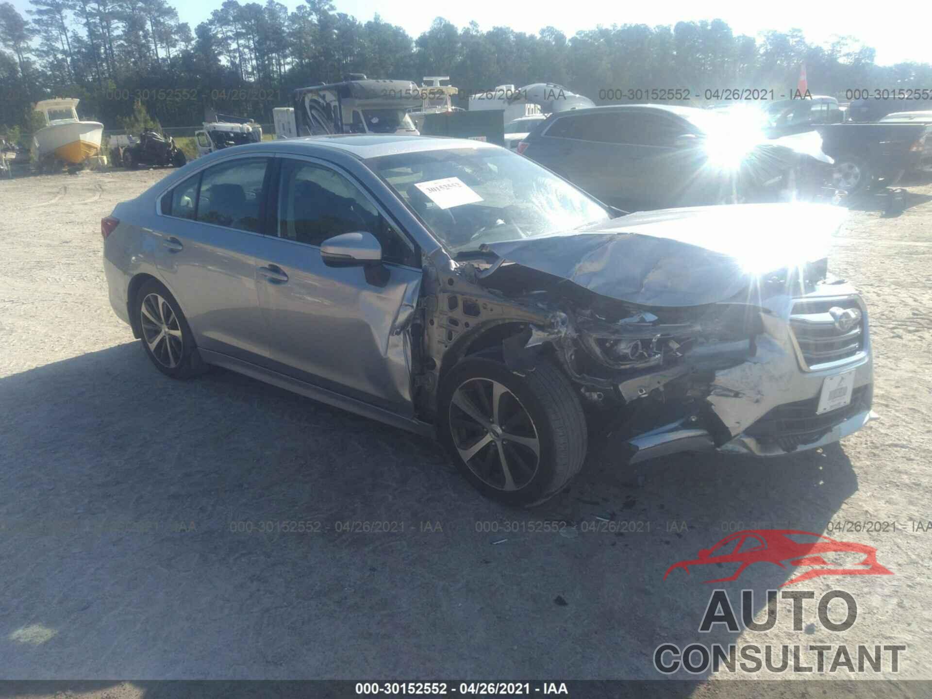 SUBARU LEGACY 2018 - 4S3BNAN60J3046201