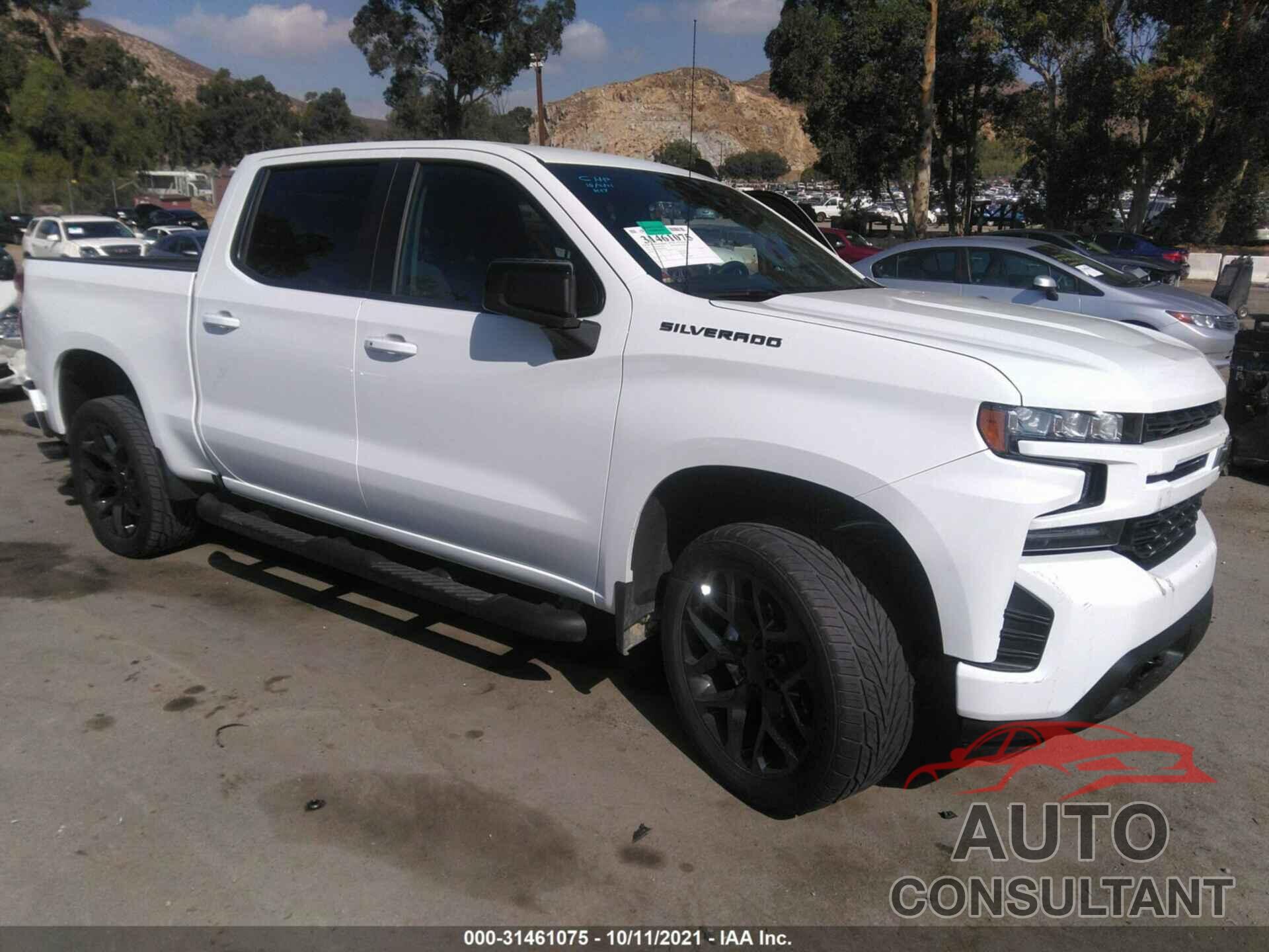 CHEVROLET SILVERADO 1500 2021 - 1GCPWDEK9MZ267766
