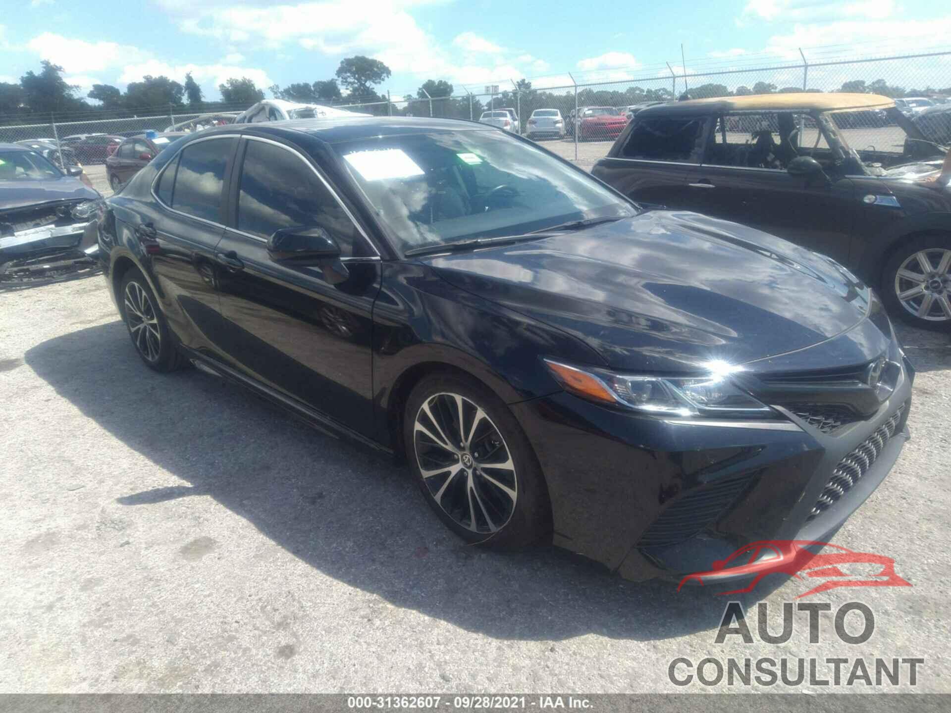 TOYOTA CAMRY 2020 - 4T1G11AK1LU502204