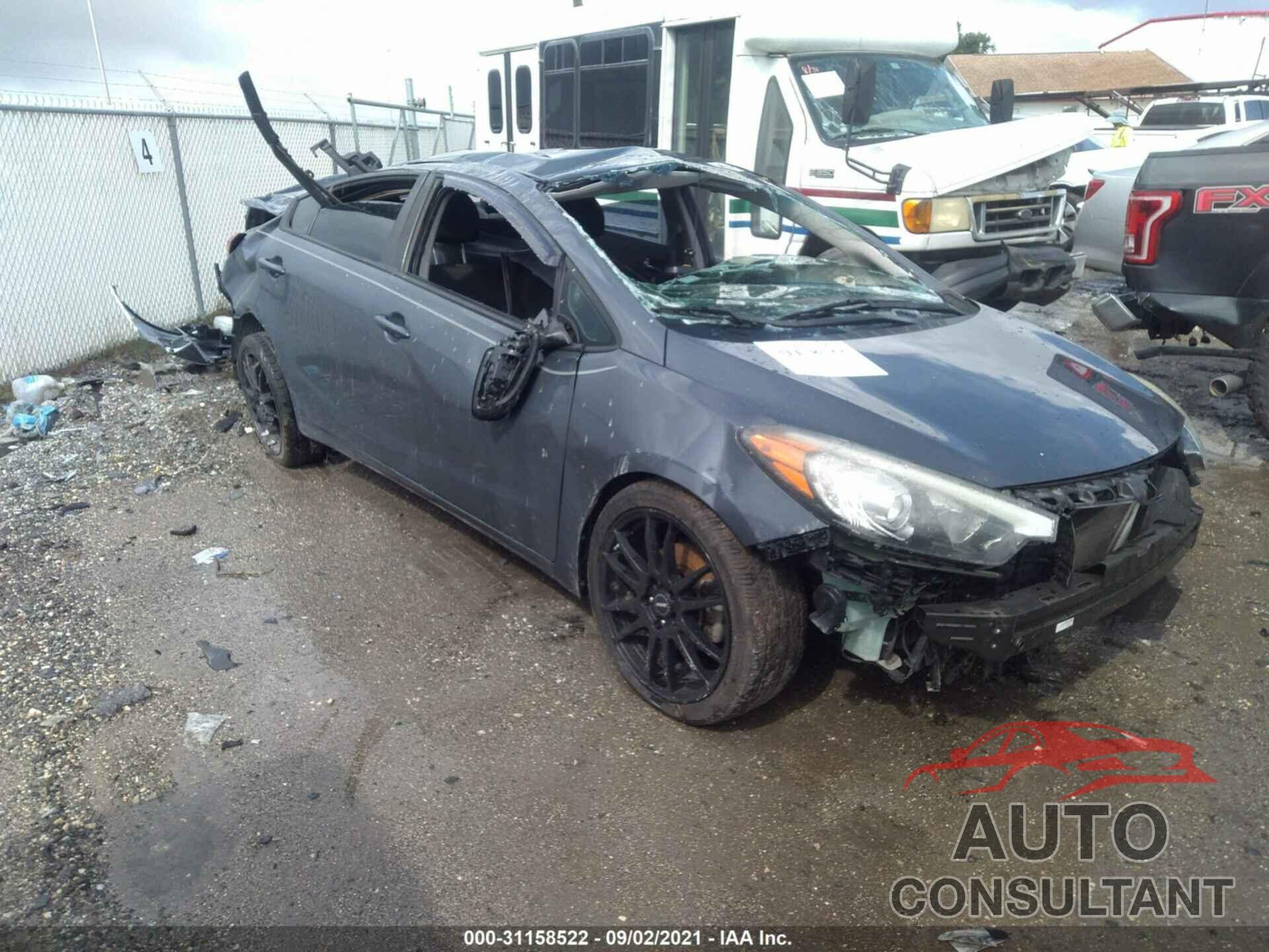 KIA FORTE 2016 - KNAFK4A64G5586193